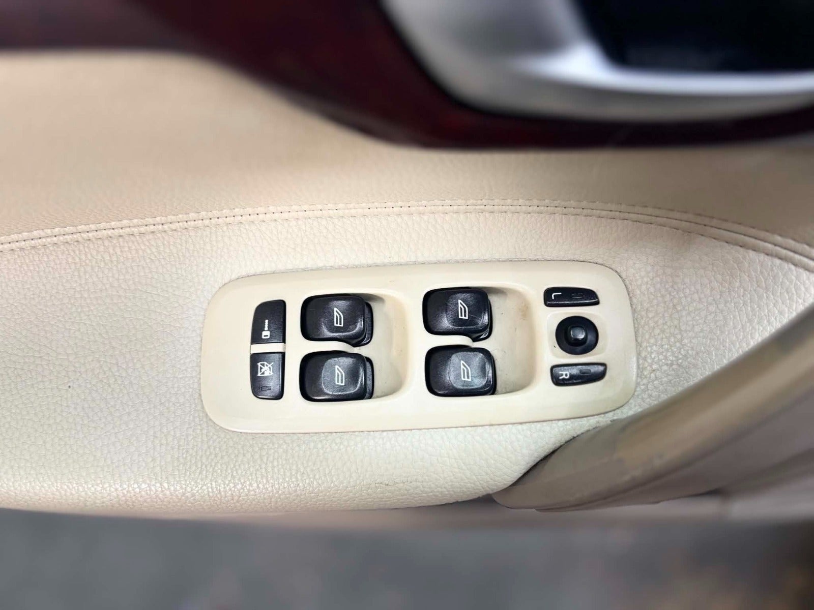 Volvo V70 2.4 Manuell, 140hk, 2008