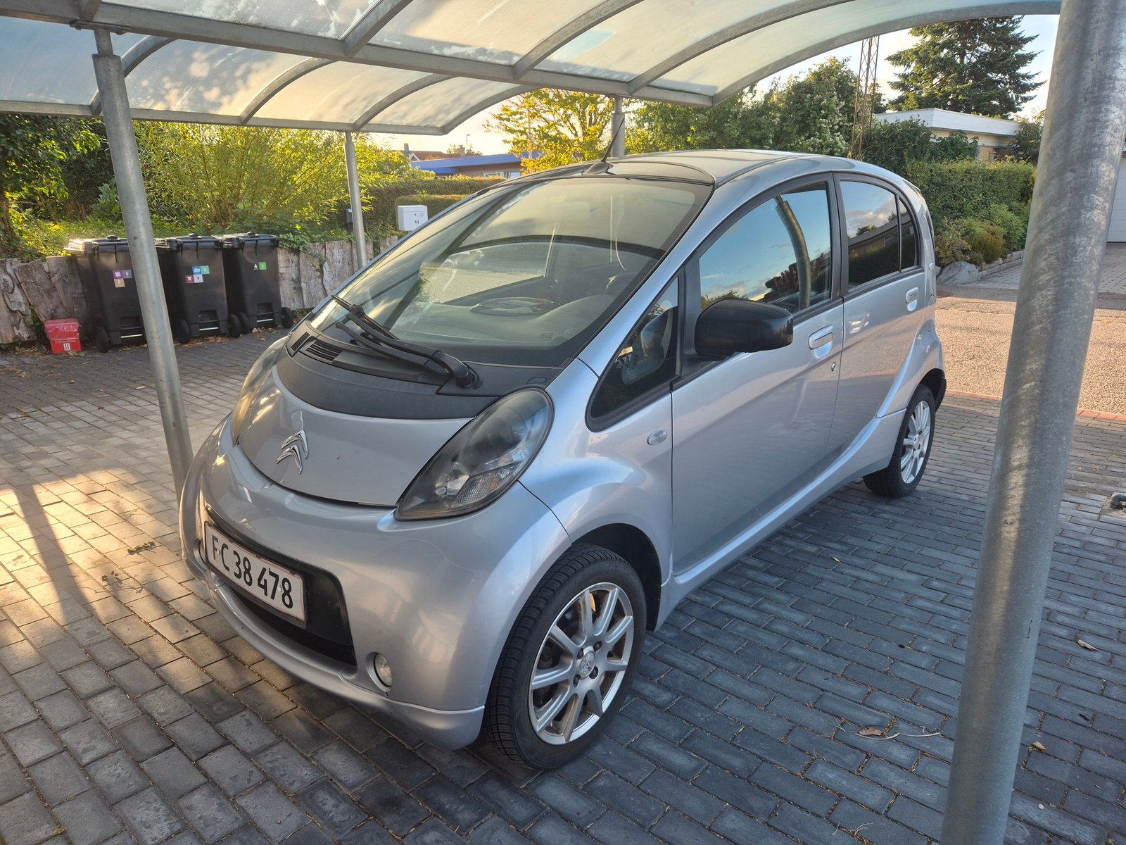 Citroën C-Zero 16 kWh, 67ps, 2012