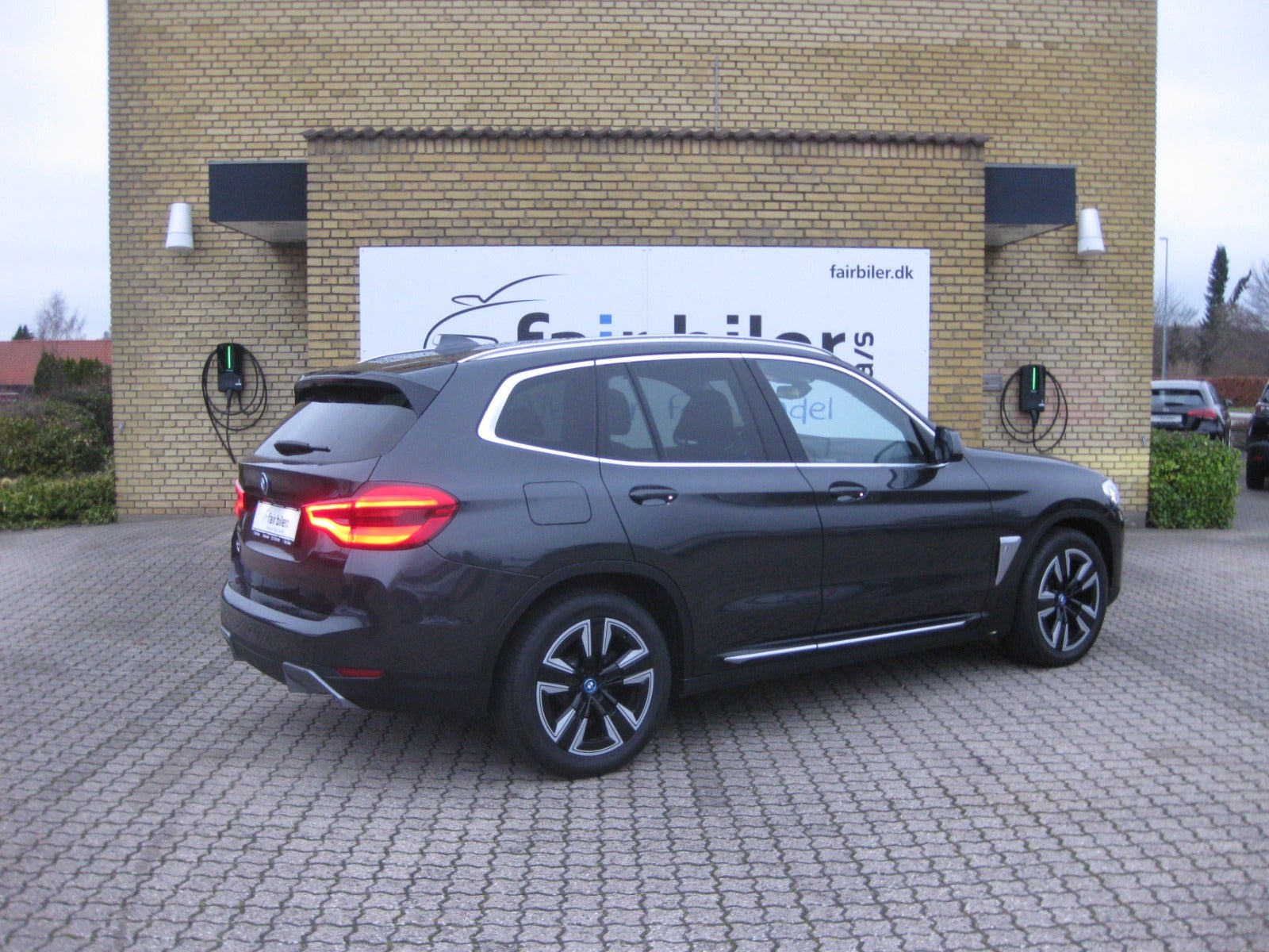 brugt-bmw-ix3-charged-til-salg