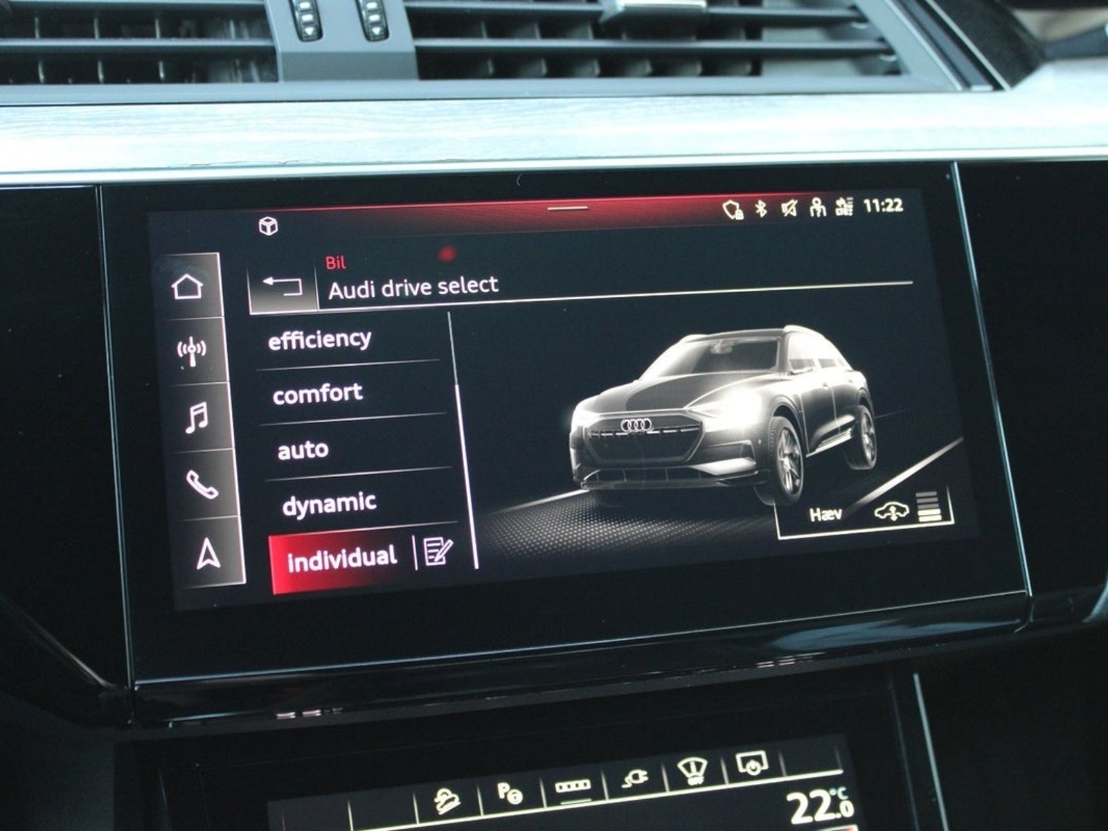 Audi e-tron 55 quattro, 408ps, 2022