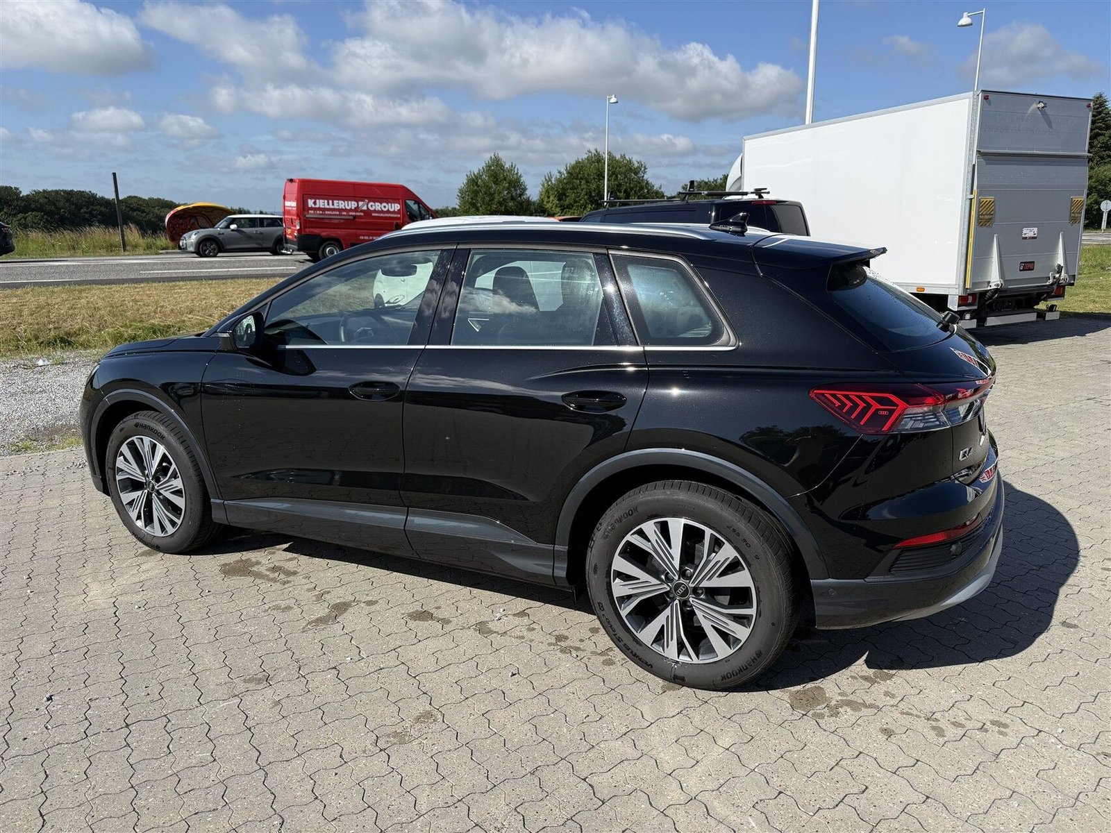 Audi Q4 45 e-tron, 286ps, 2025