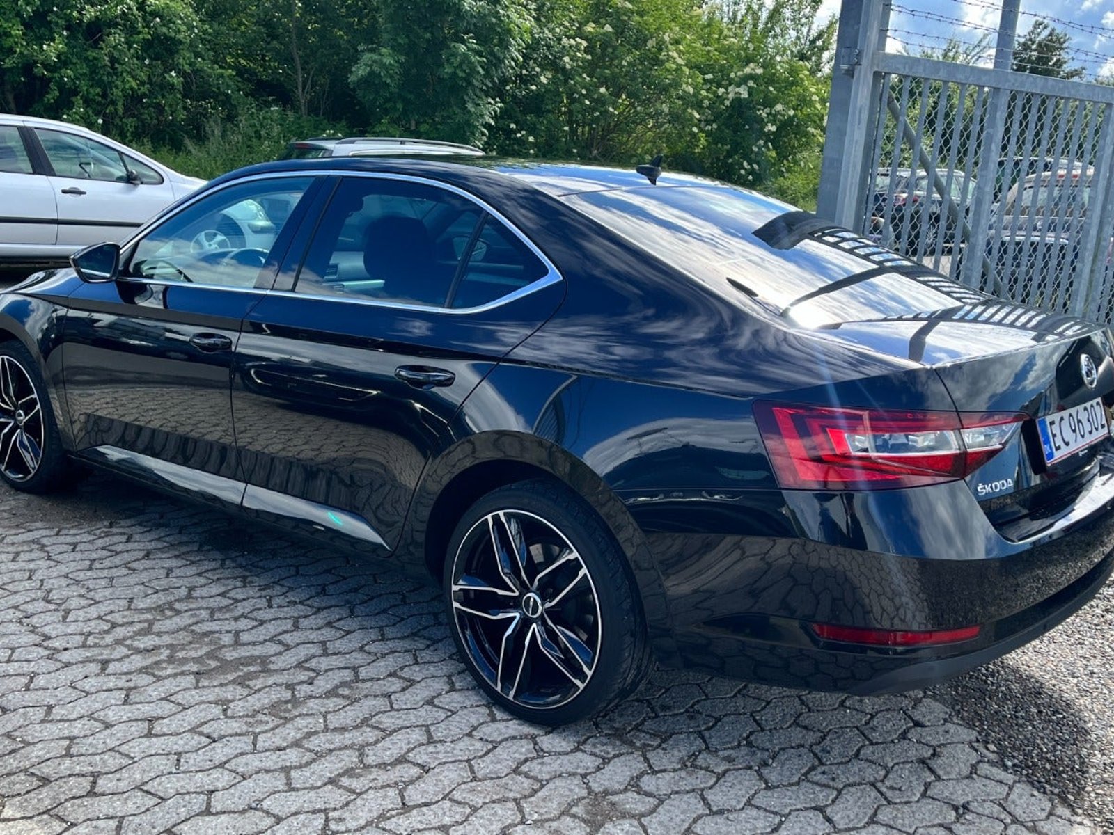 Škoda Superb 1.6 TDI DSG Sequential, 7-trins, 120ps, 2017