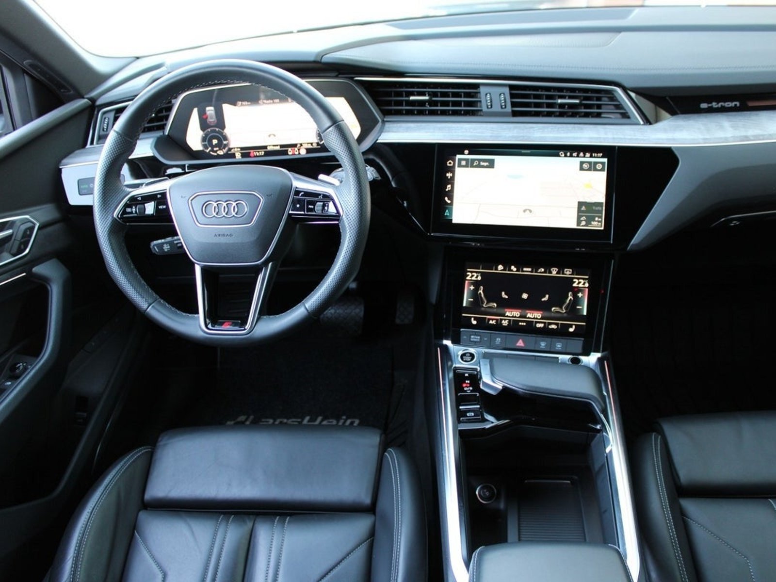 Audi e-tron 55 quattro, 408ps, 2022