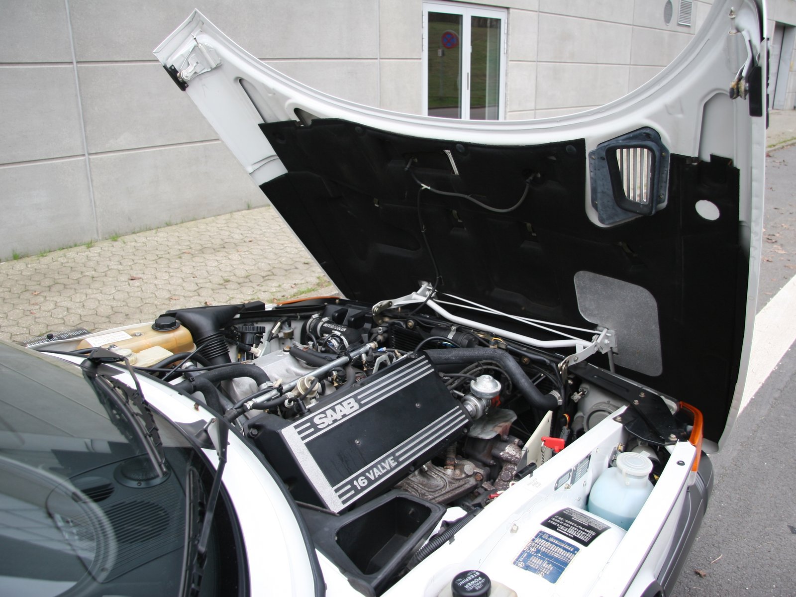Saab 900 Convertible 2.0 Turbo Manuell, 5-trinn, 175hk, 1987