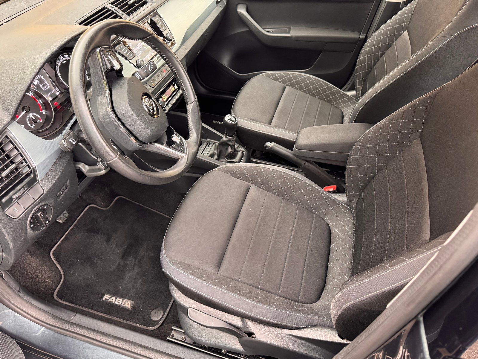 Škoda Fabia Combi 1.0 TSI Manual, 95hp, 2021