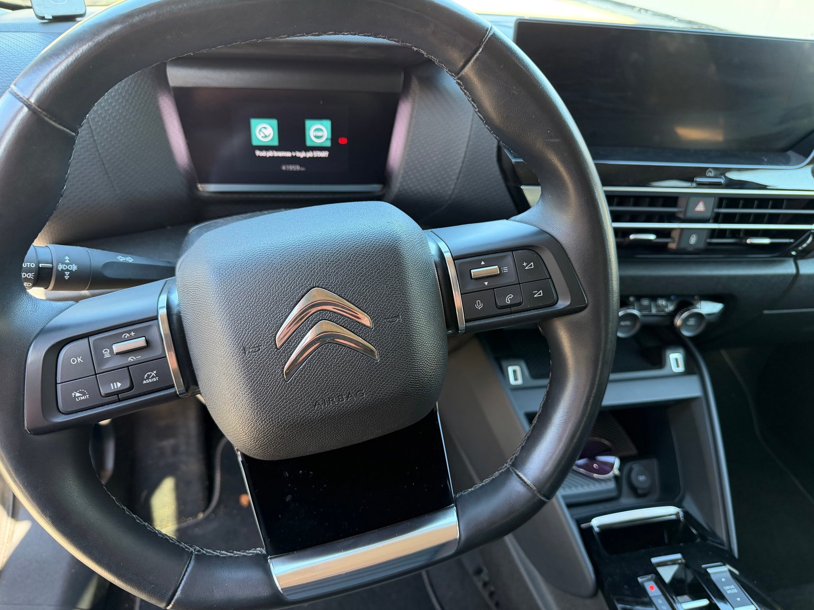 Citroën ë-C4, 136hp, 2022
