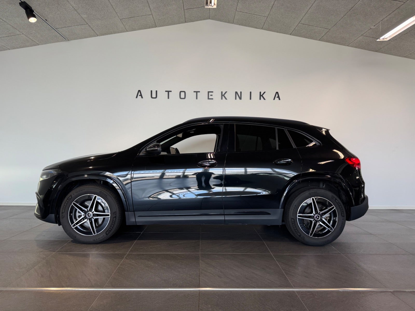 Mercedes-Benz EQA250+ AMG Line