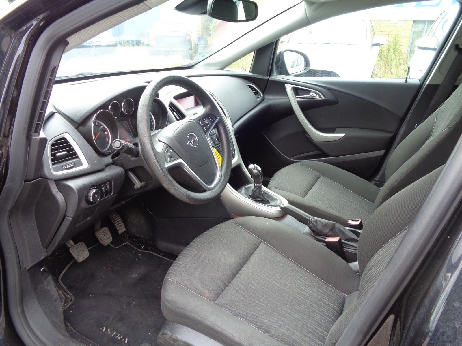 Opel Astra 1.6 Manual, 115hp, 2010