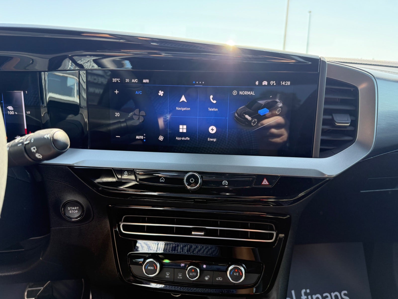 Opel Mokka, 156ps, 2025