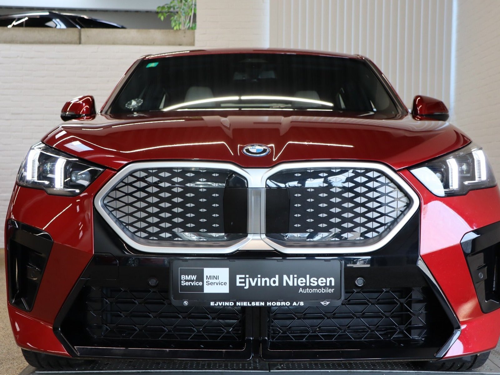 BMW iX2 eDrive20, 204ps, 2024