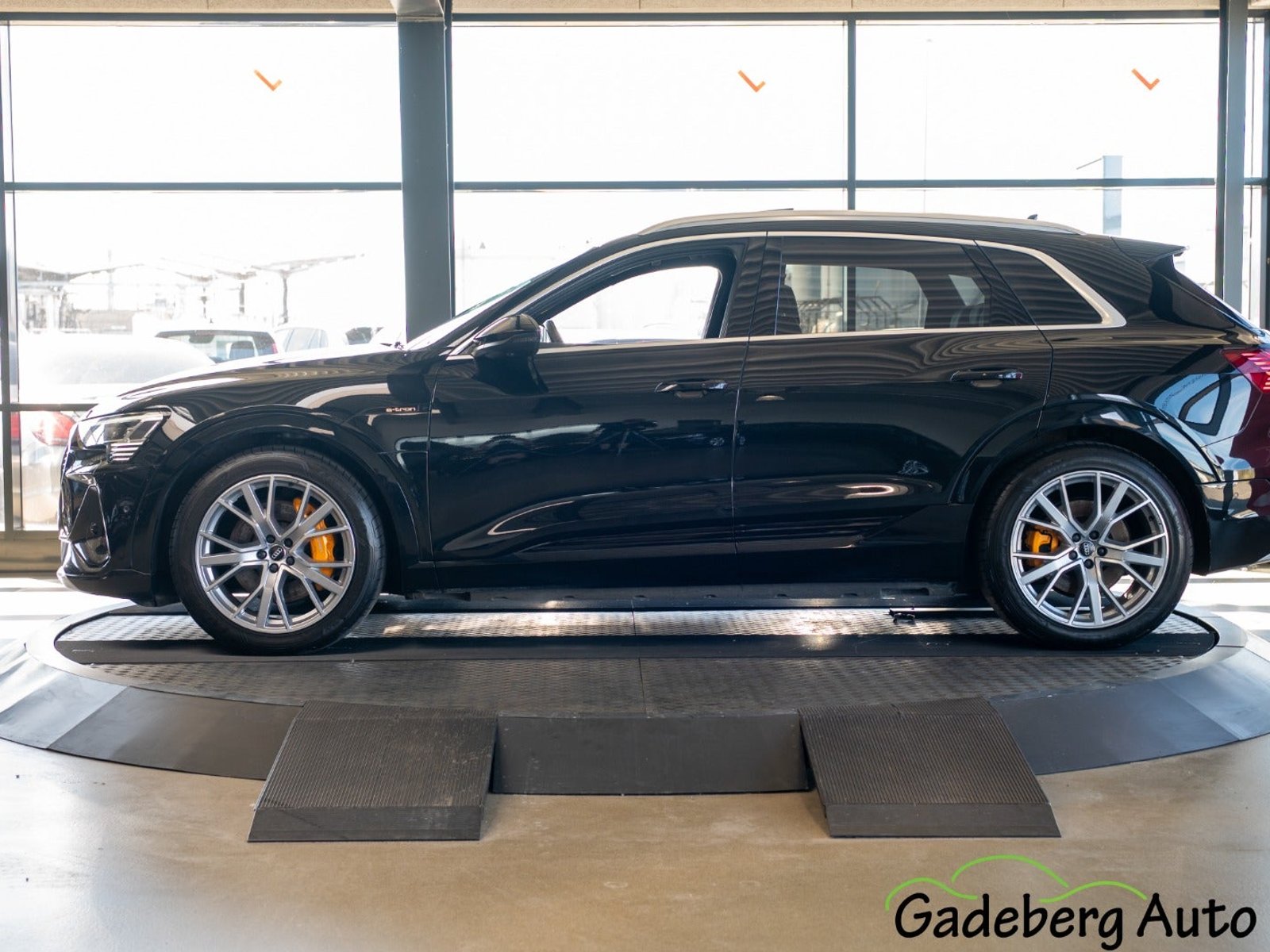 Audi e-tron 55 quattro, 408ps, 2020