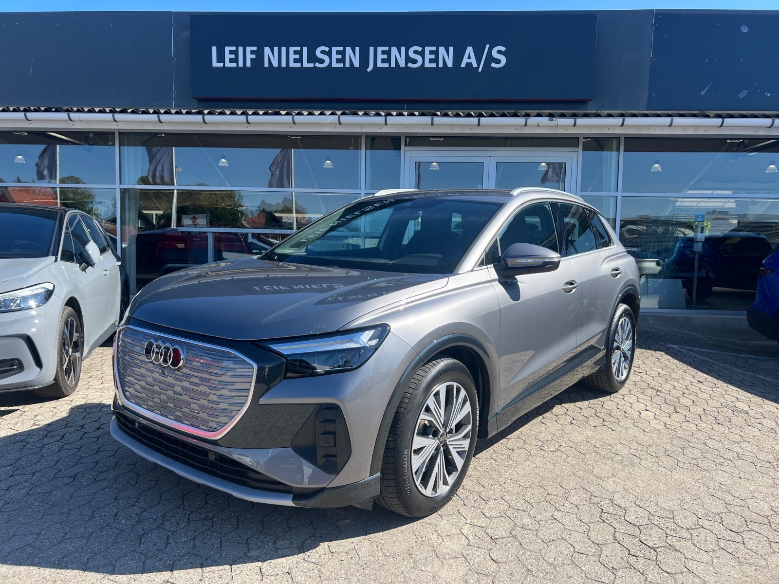Audi Q4 45 e-tron quattro, 286hp, 2024