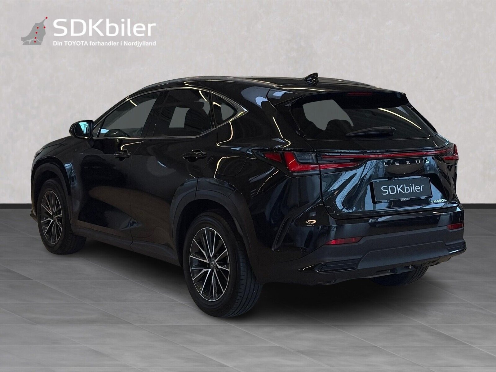 Lexus NX 450h+ E-CVT, 309hp, 2025