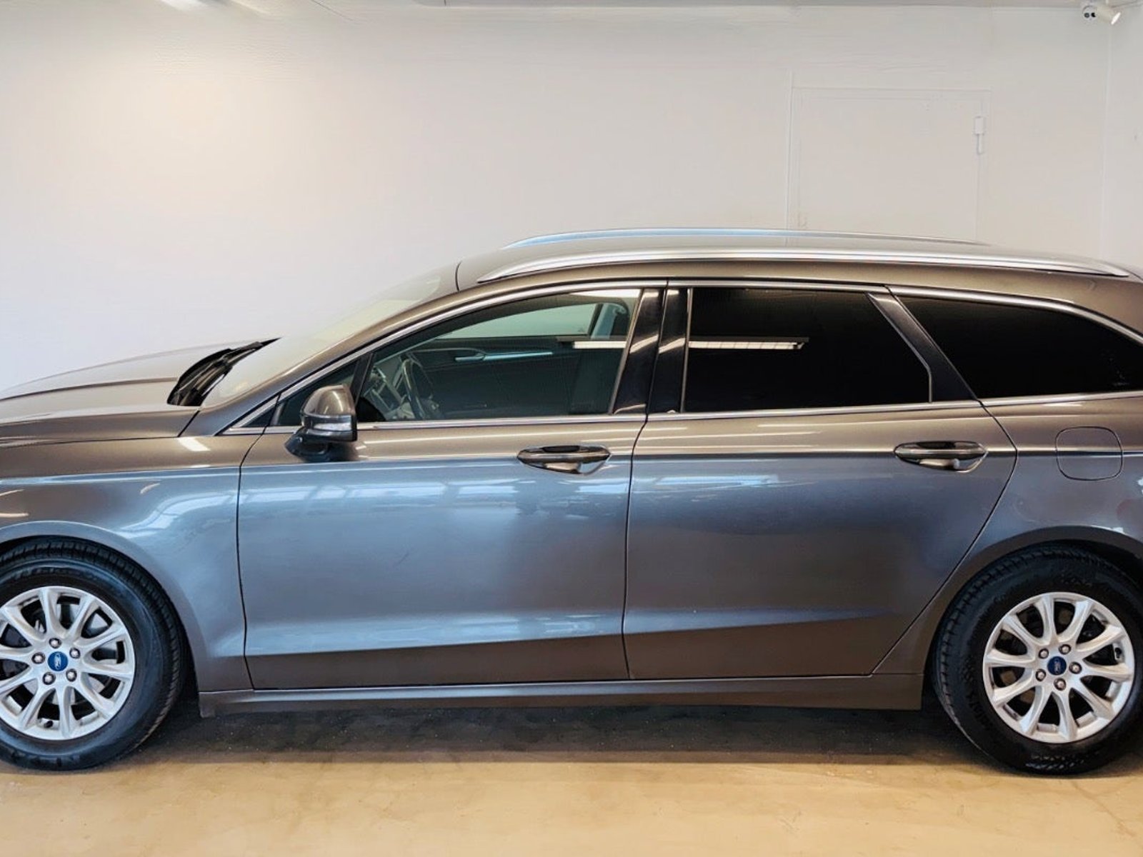 Ford Mondeo Combi 2.0 TDCi Powershift 6, 6-trins, 150ps, 2017