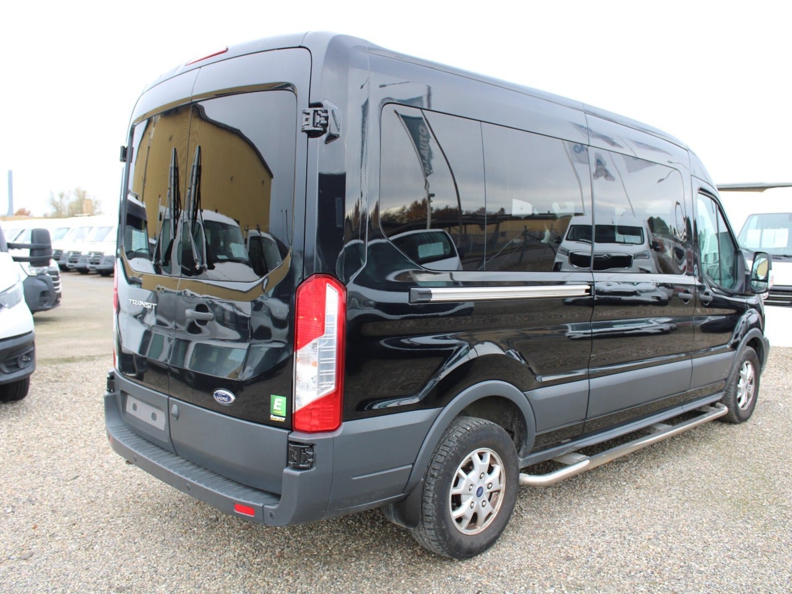Ford Transit 350 Combi 2.0 TDCi SelectShift, 6-trins, 130ps, 2017