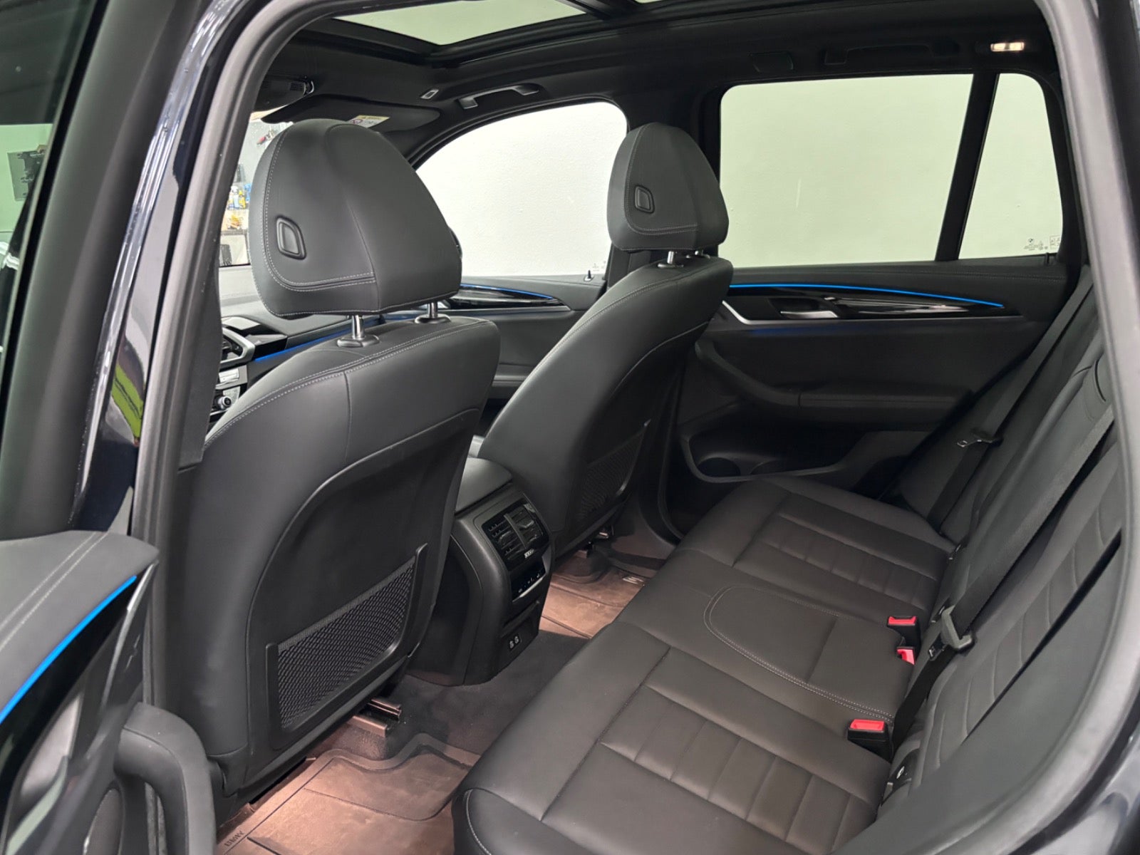 BMW iX3, 286hk, 2021