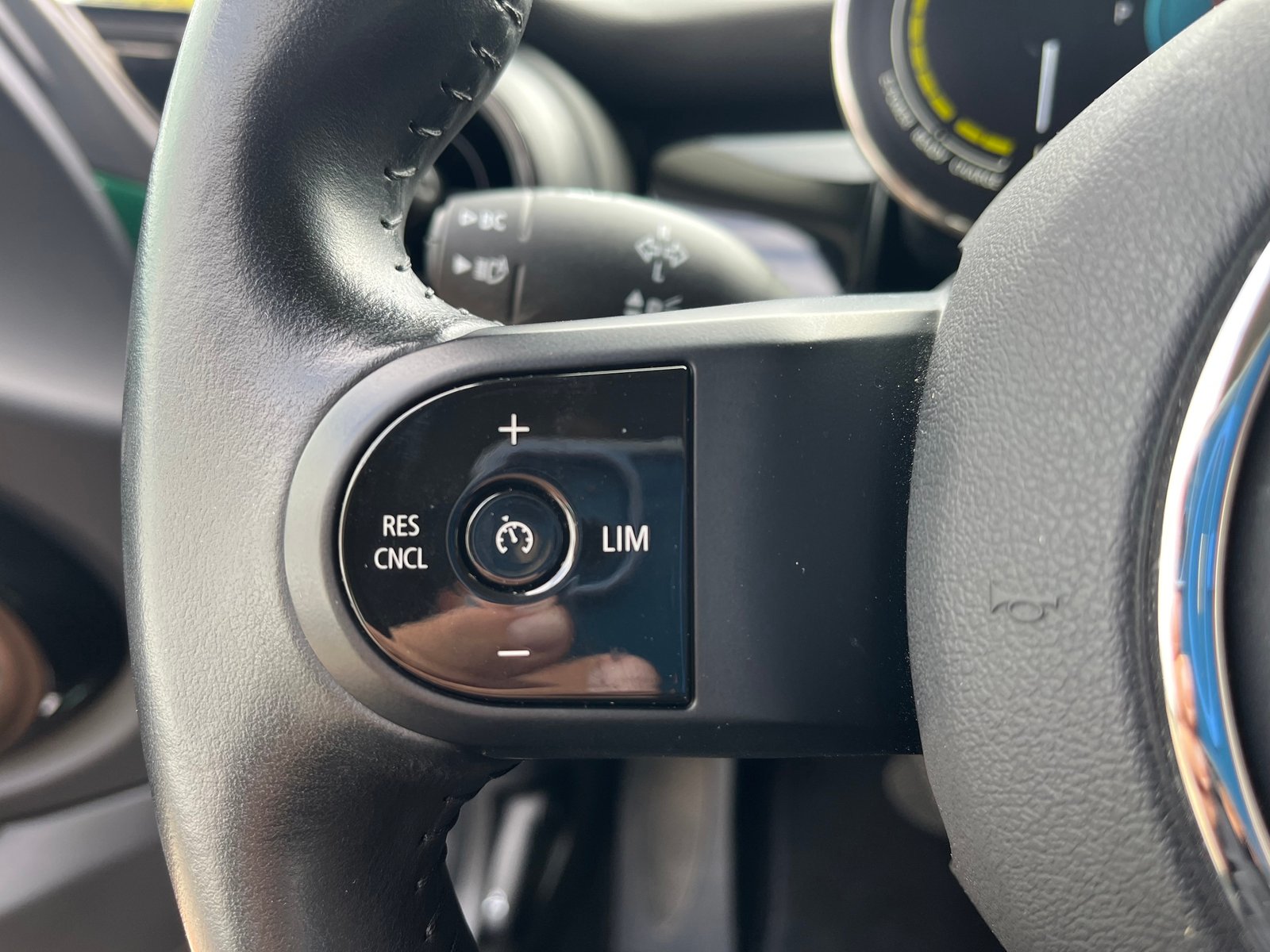 MINI Cooper SE, 184hp, 2024