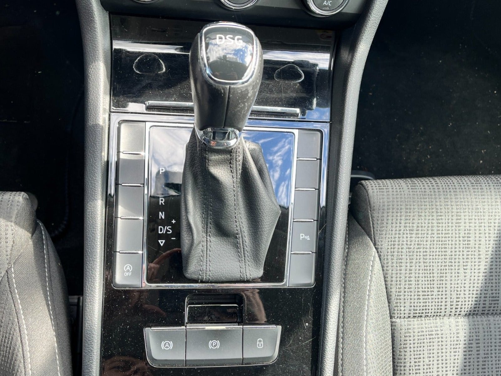 Škoda Superb 1.6 TDI DSG Sequential, 7-trins, 120ps, 2017