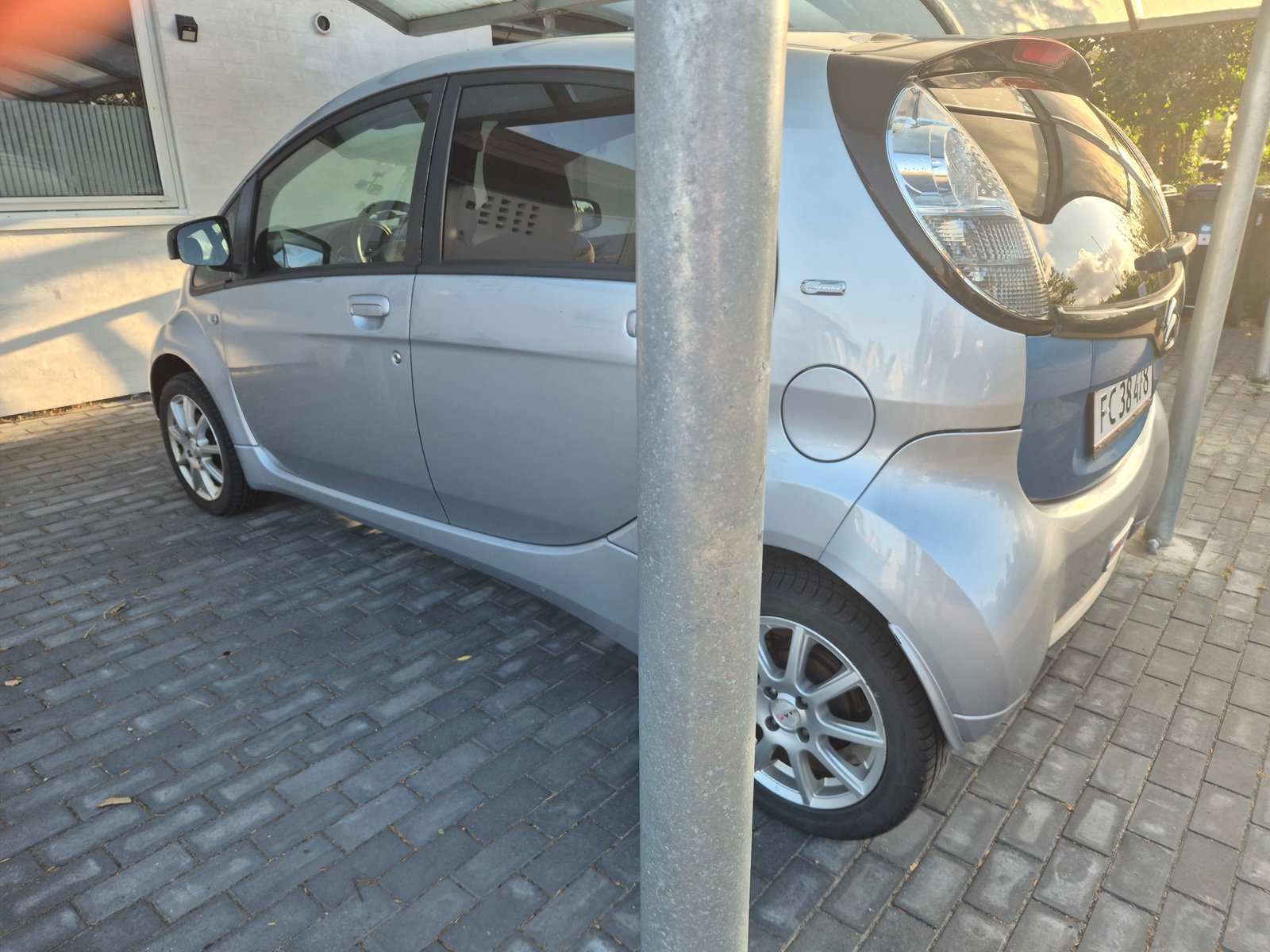 Citroën C-Zero 16 kWh, 67ps, 2012