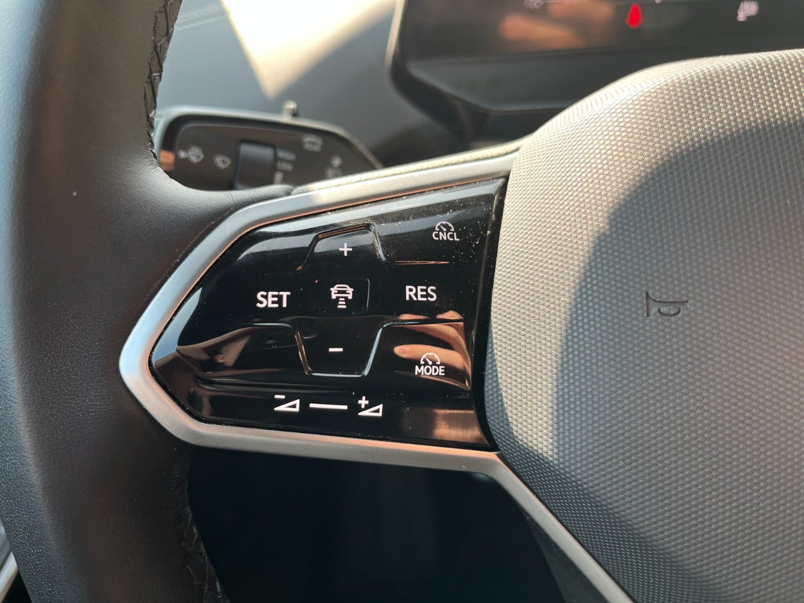 Volkswagen ID.4 Pro, 286ps, 2026