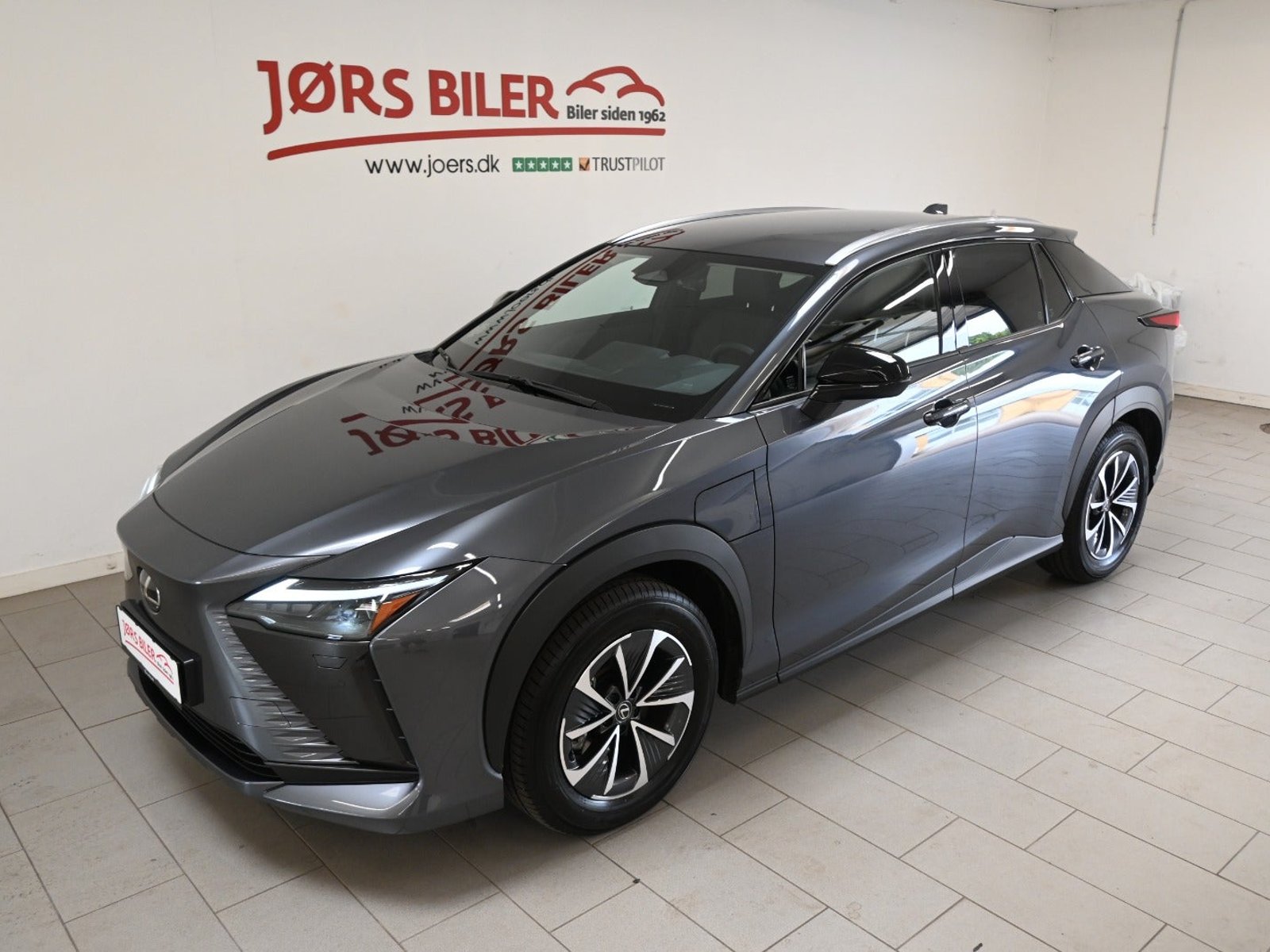 Lexus RZ 300e, 204hp, 2025
