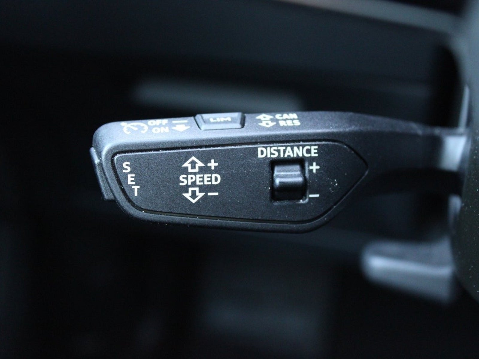 Audi e-tron 55 quattro, 408ps, 2022