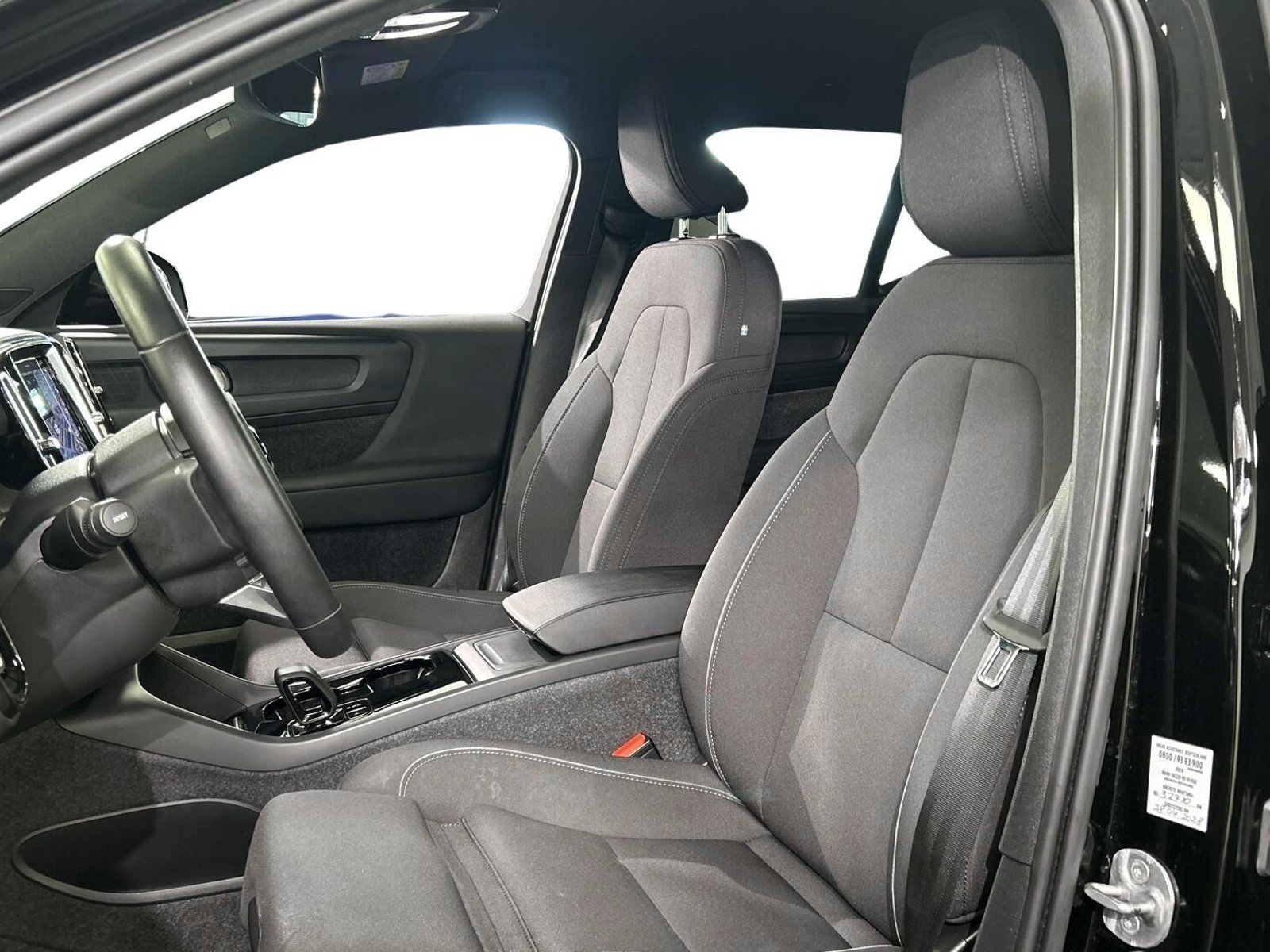 Volvo XC40 Recharge, 231ps, 2023