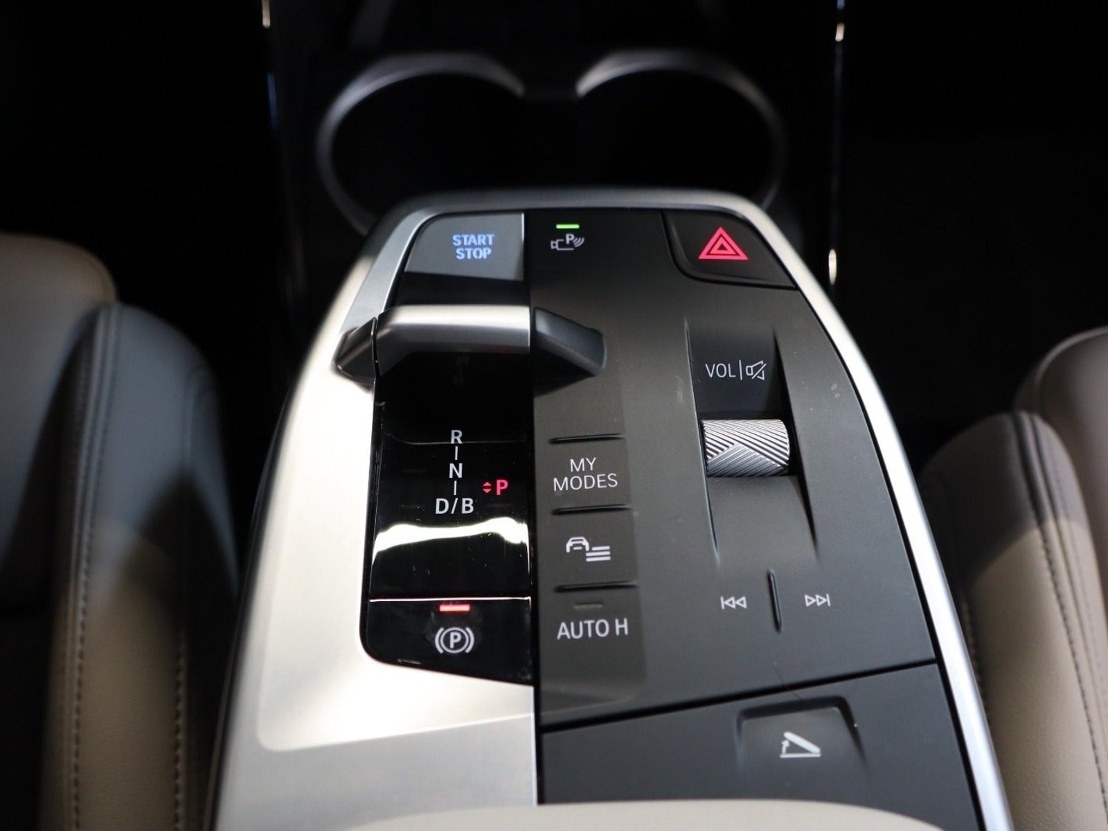 BMW iX2 eDrive20, 204ps, 2024