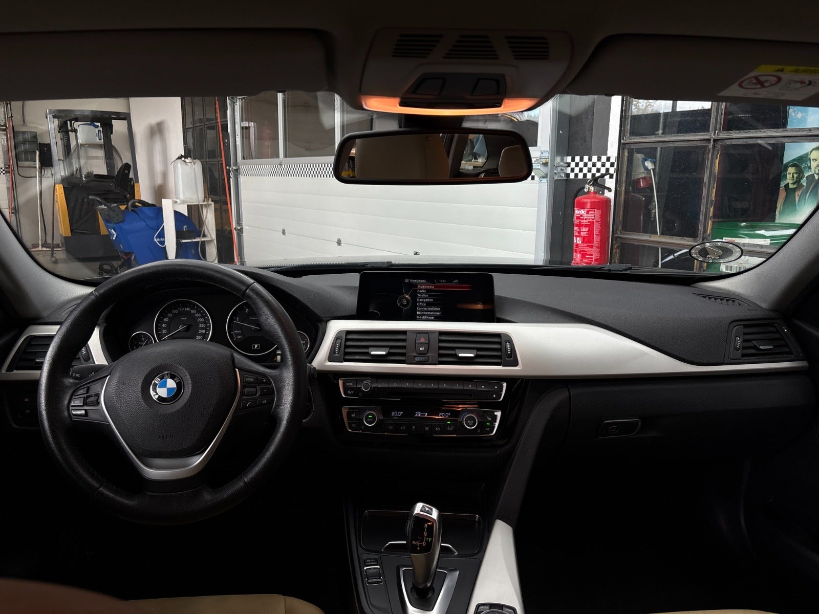 BMW 320d Touring Steptronic, 8-trins, 190ps, 2016