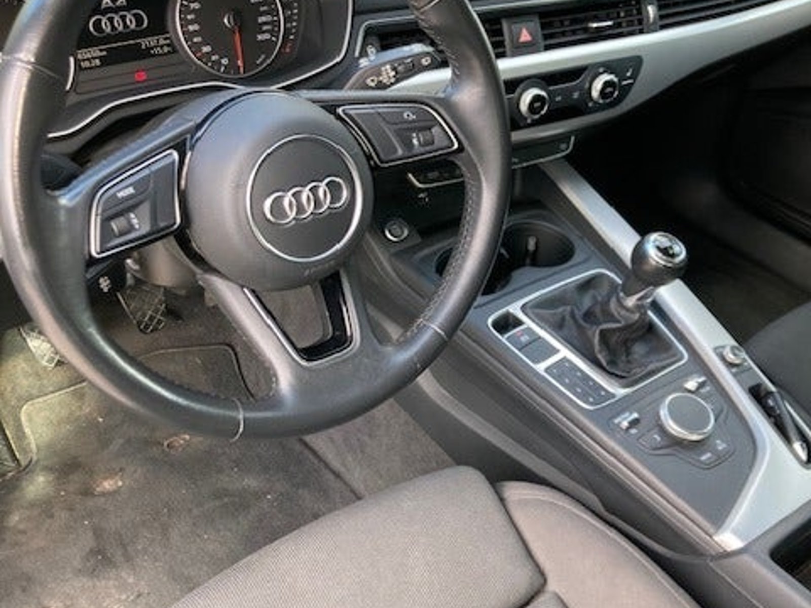 Audi A4 Avant 2.0 TFSI MHEV Manual, 6-trins, 190ps, 2018