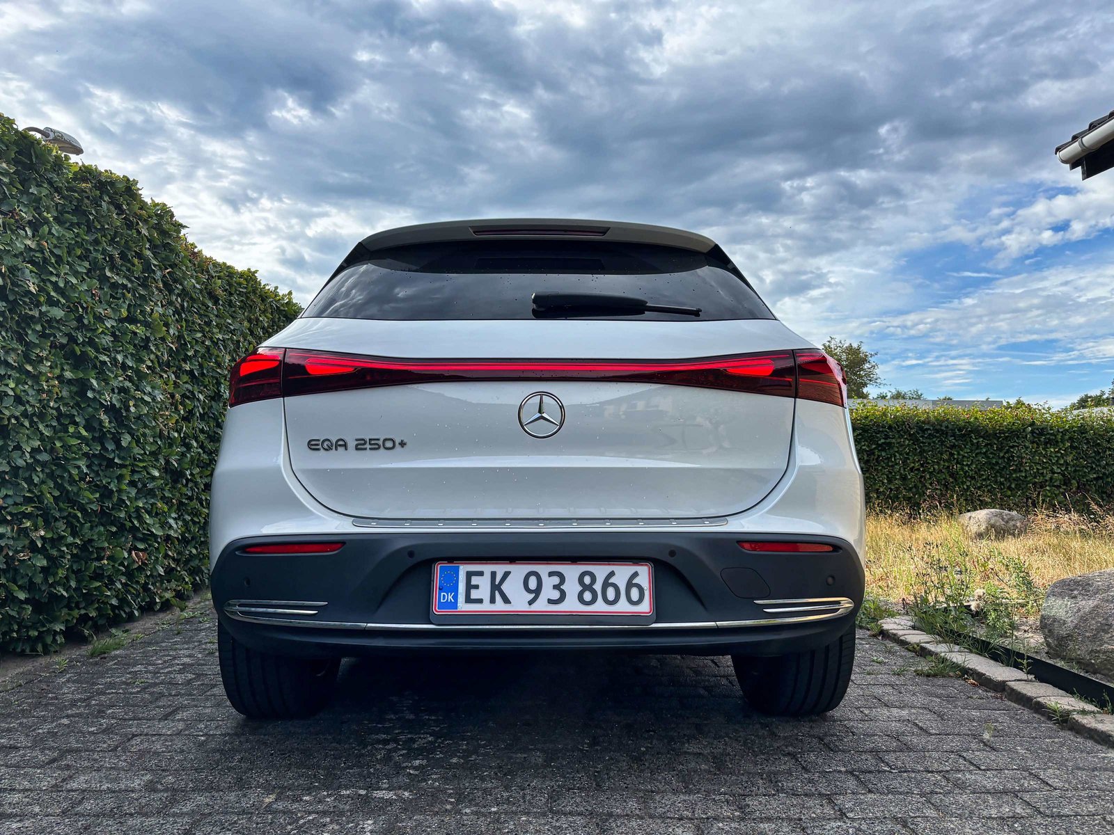 Mercedes-Benz EQA 250+, 190hp, 2024