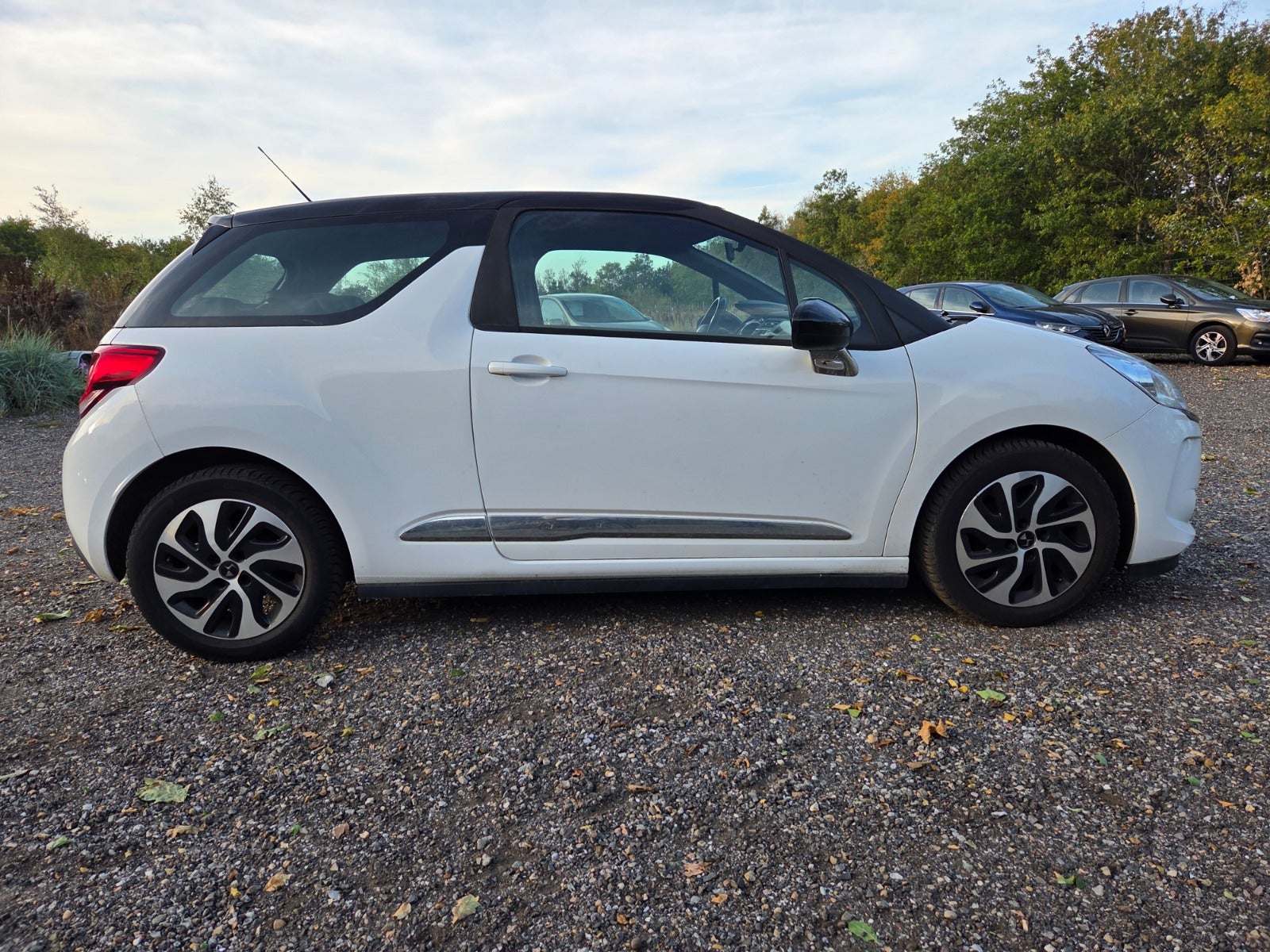 DS 3 1.6 BlueHDi Manual, 99hp, 2018