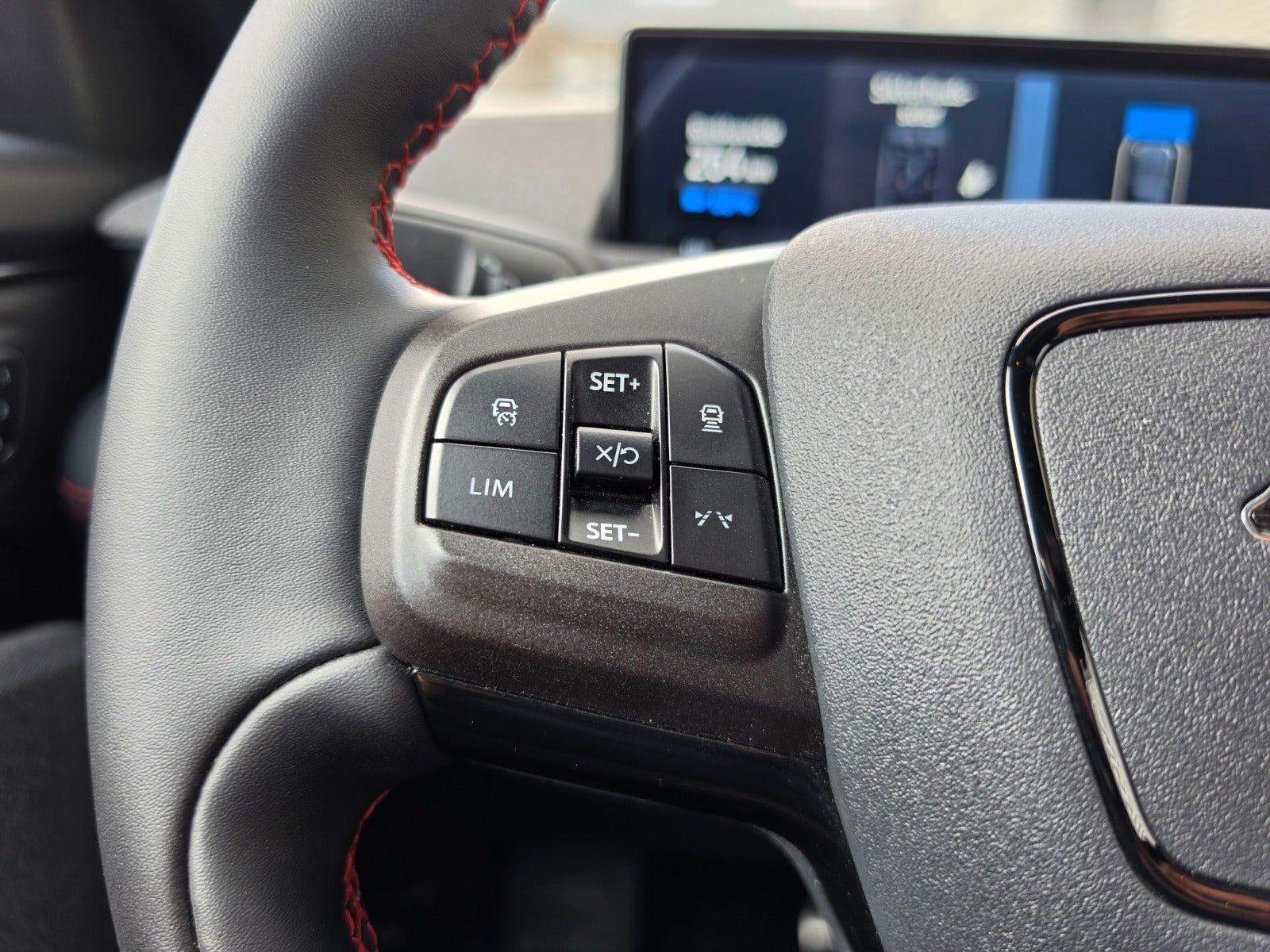 Ford Mustang Mach-E Long Range AWD, 351hk, 2023