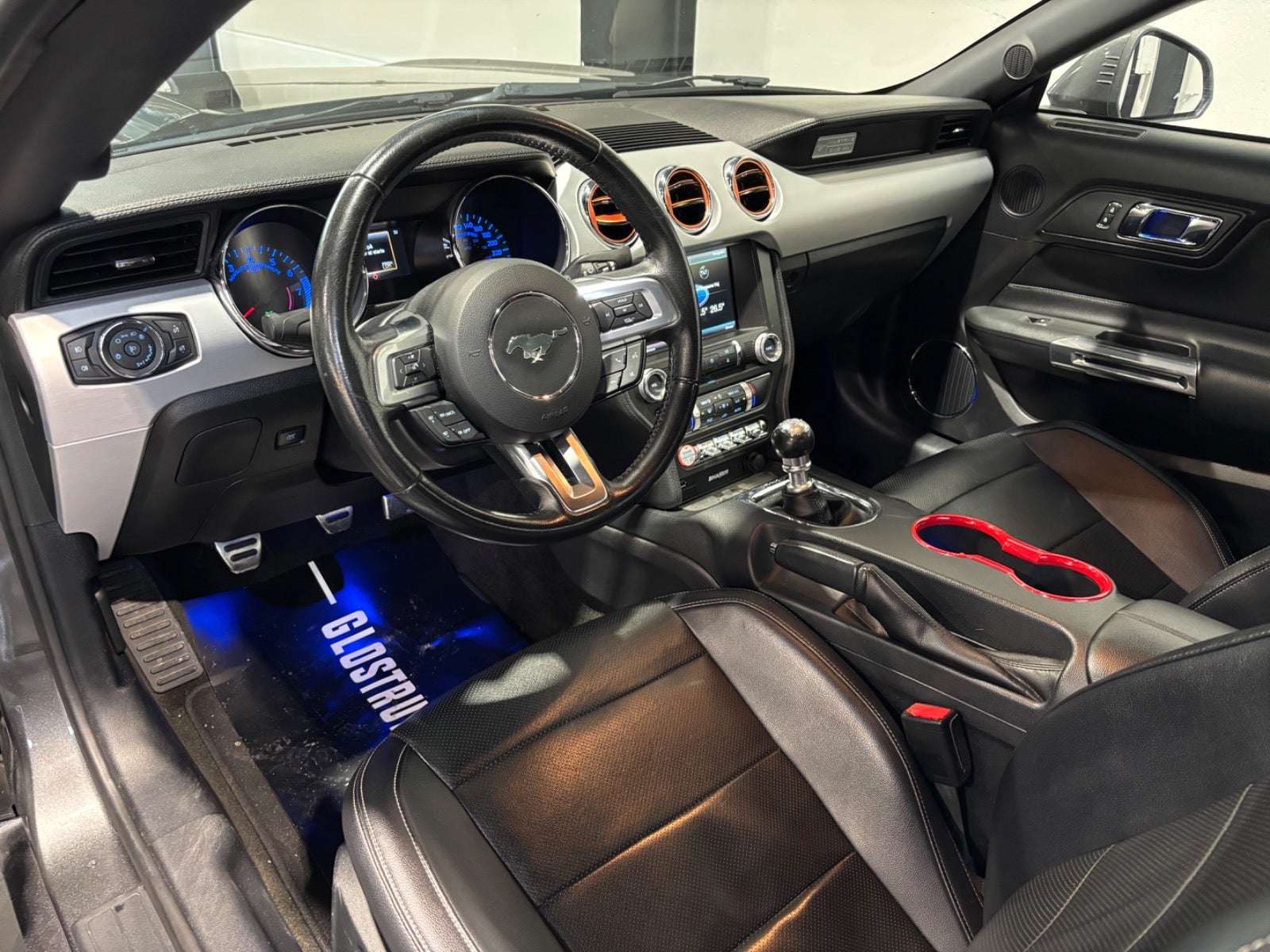 Ford Mustang Manuell, 6-trinn, 317hk, 2016