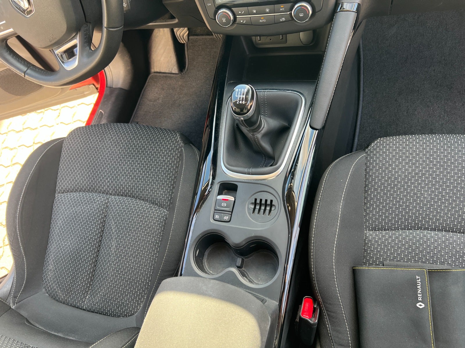 Renault Kadjar 1.2 TCe Manual, 130hp, 2015