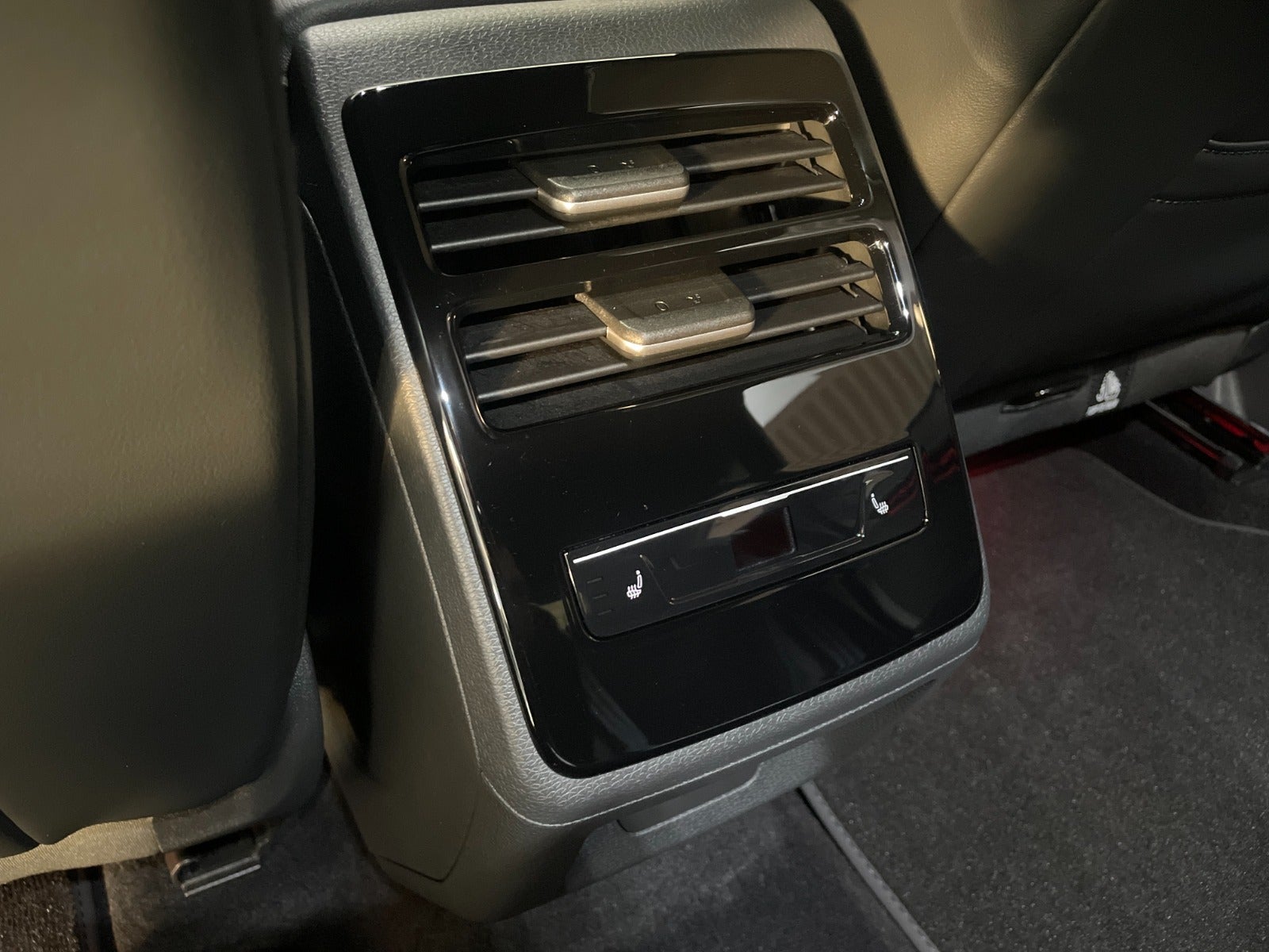 Volkswagen ID.7 Pro, 286ps, 2024