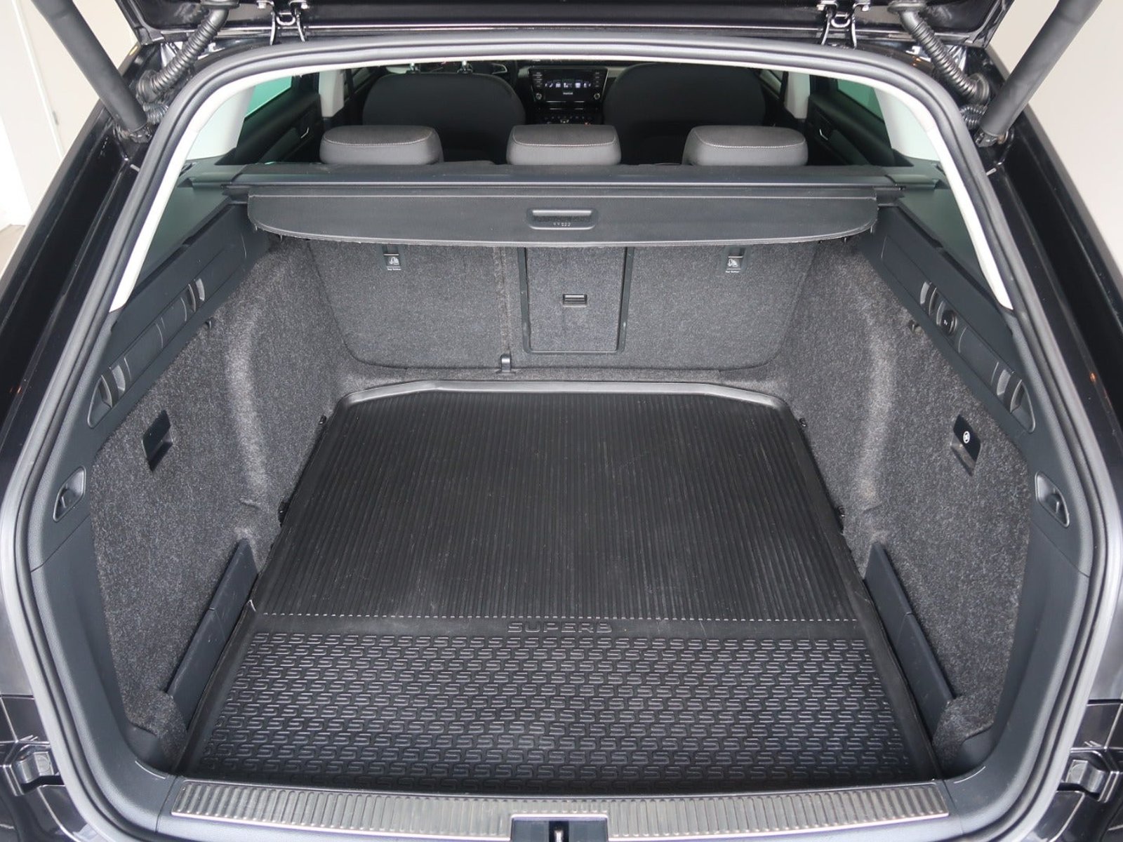 Škoda Superb Stasjonsvogn 1.4 TSI ACT DSG sekvensiell, 7-trinn, 150hk, 2017