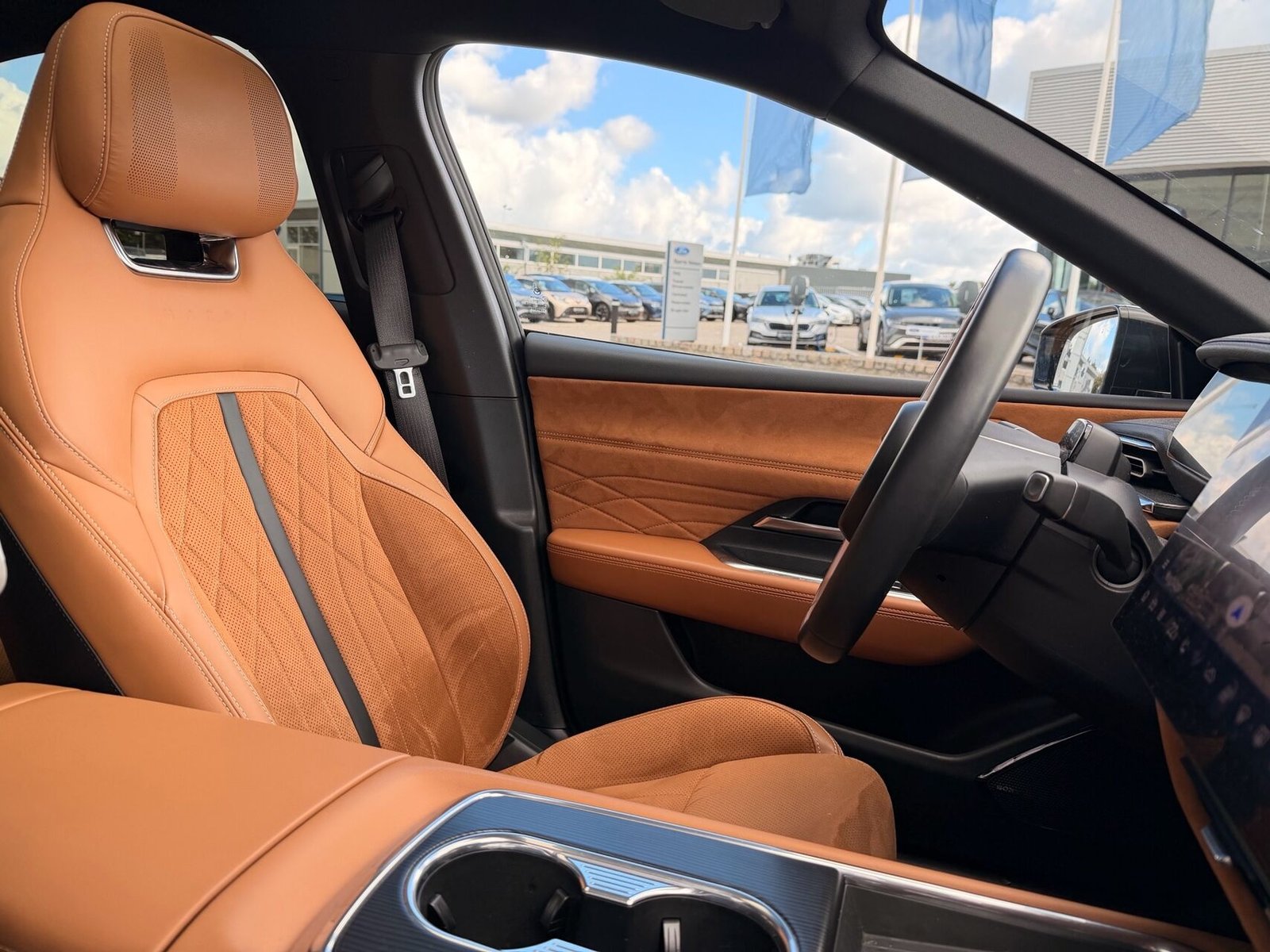 Mazda 6e Long Range, 245hp, 2025