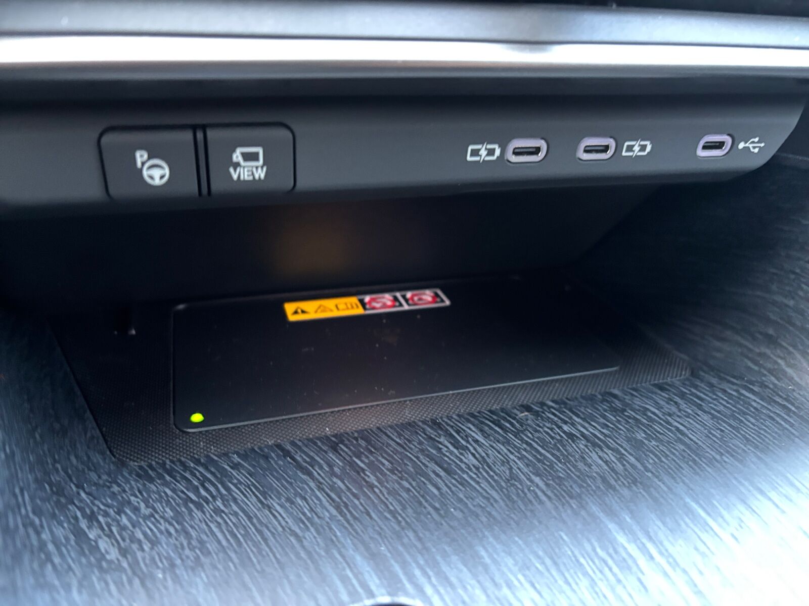 Lexus RZ 300e, 204ps, 2025