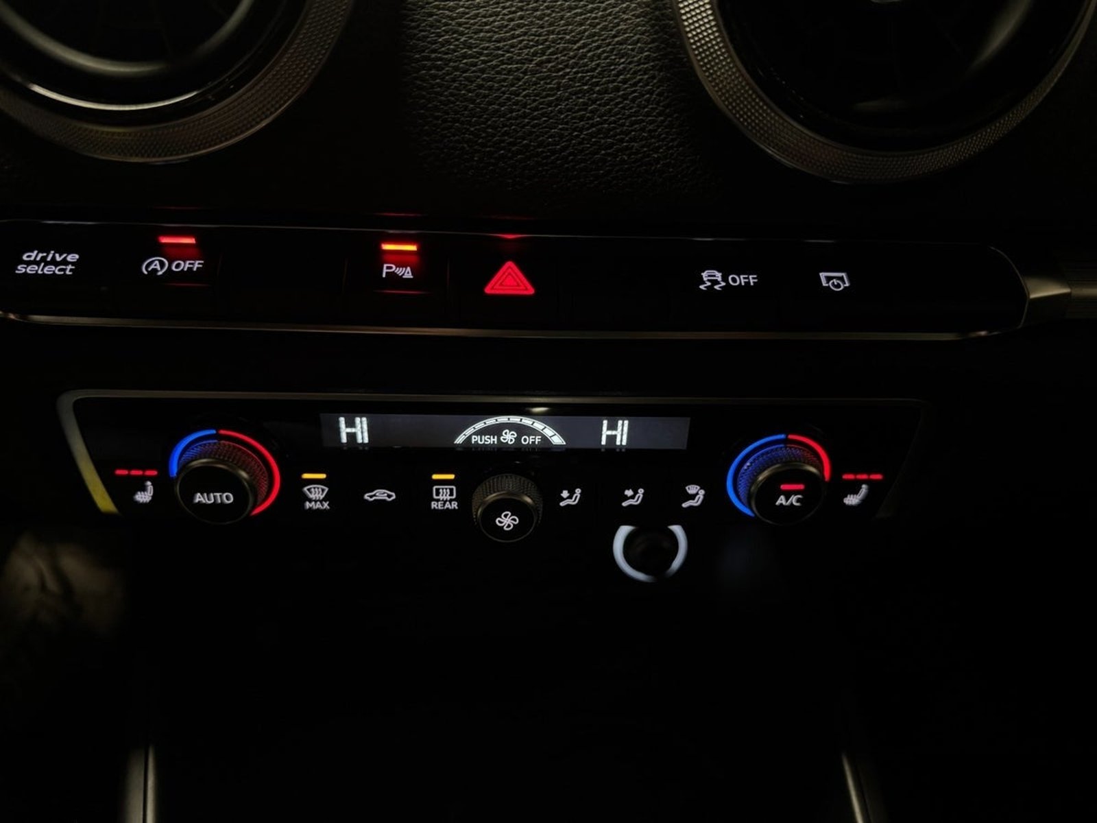 Audi A3 Sedan 1.5 TFSI COD S Tronic, 7-trinn, 150hk, 2018