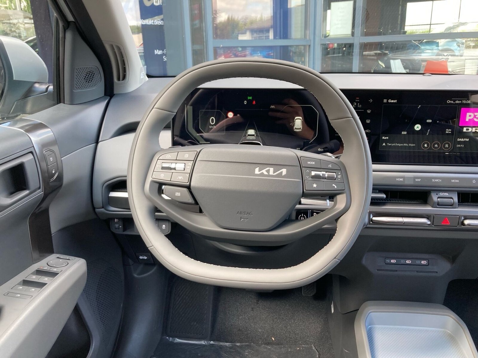 Kia EV3 Standard Range, 204ps, 2027