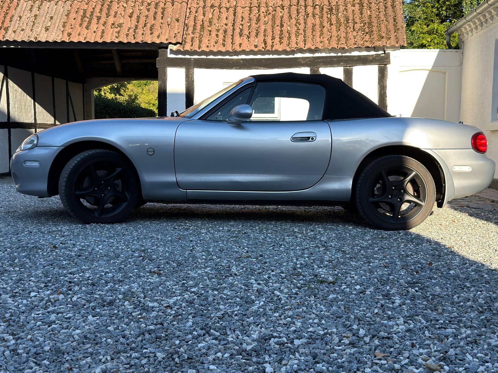 Mazda MX-5 1.8 Manual, 146hp, 2003