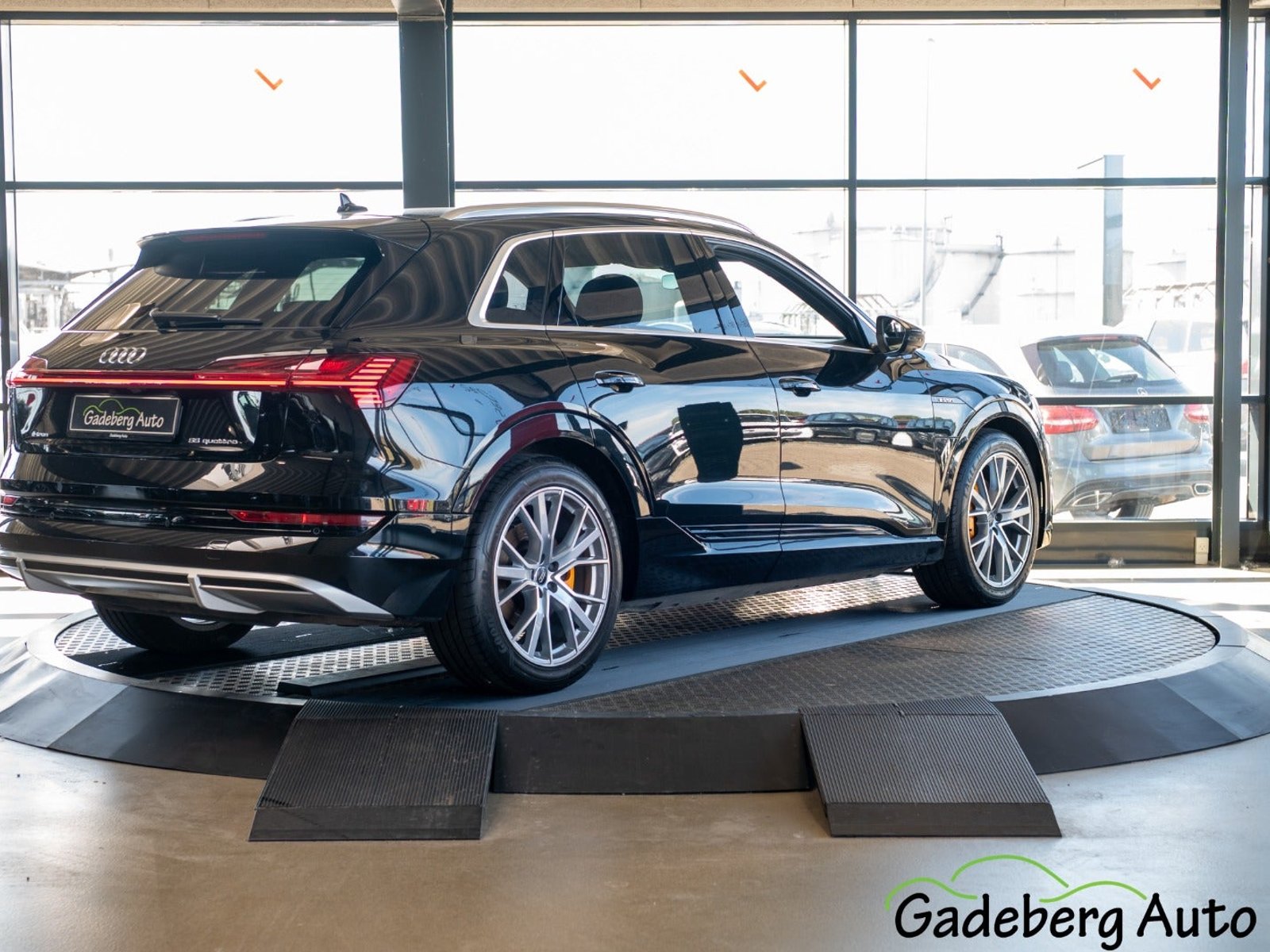 Audi e-tron 55 quattro, 408ps, 2020