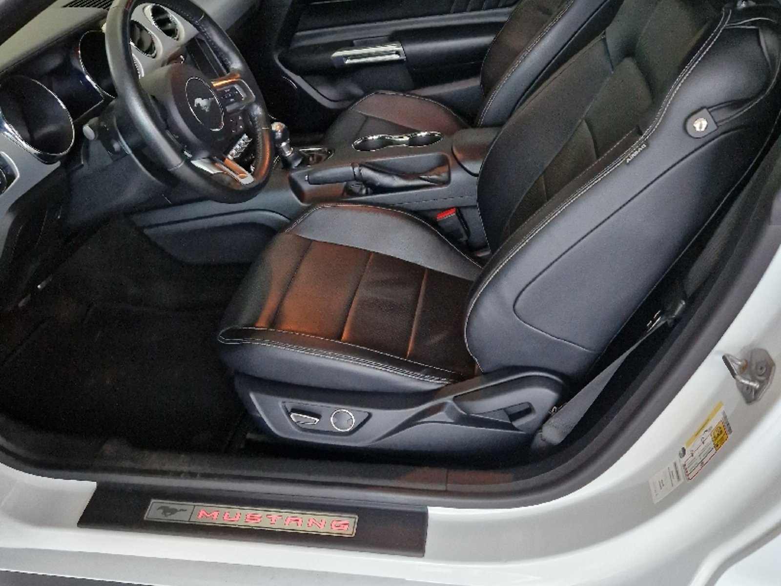 Ford Mustang Manual, 317hp, 2016