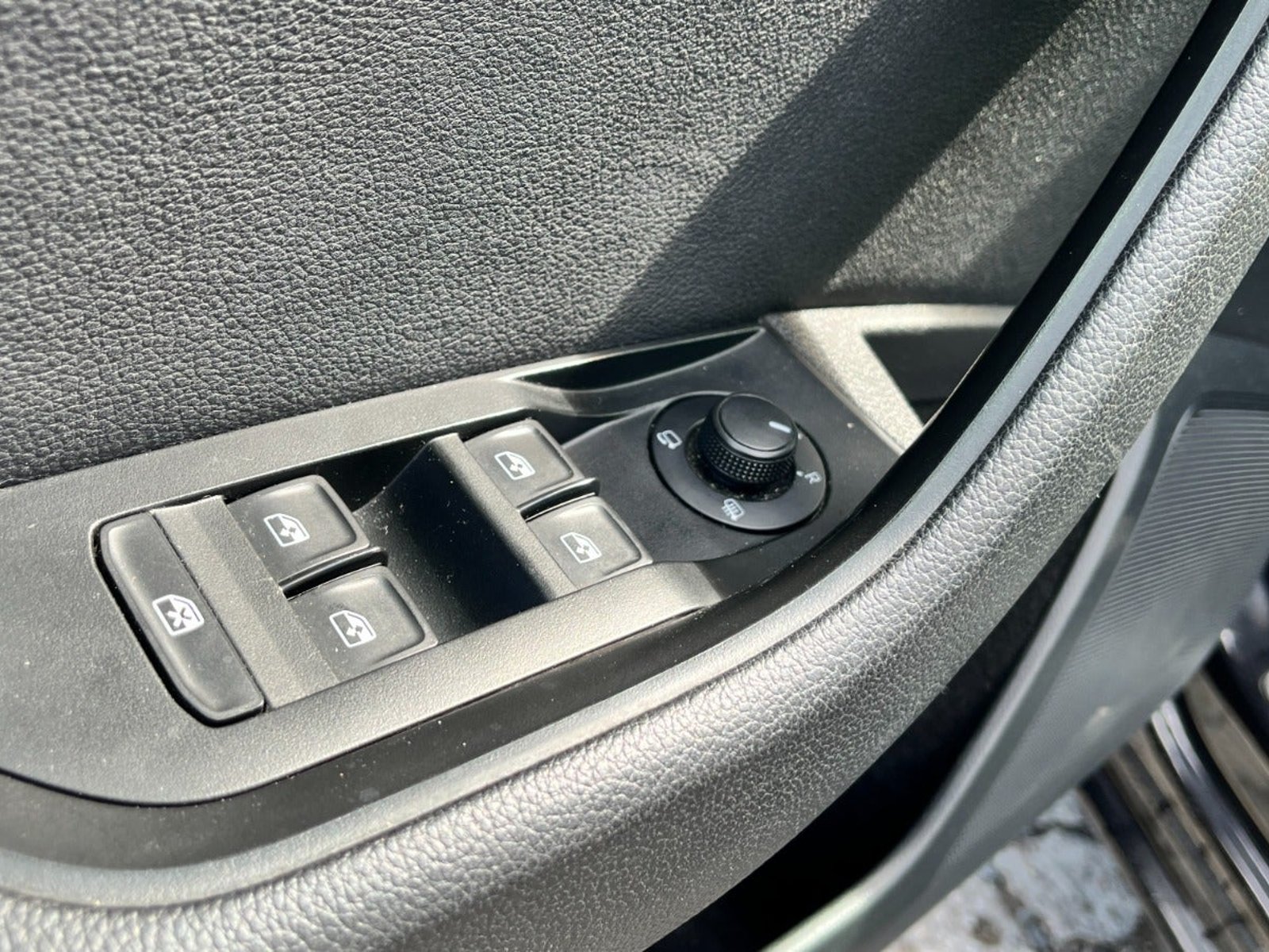 Škoda Superb 1.6 TDI DSG Sequential, 7-trins, 120ps, 2017