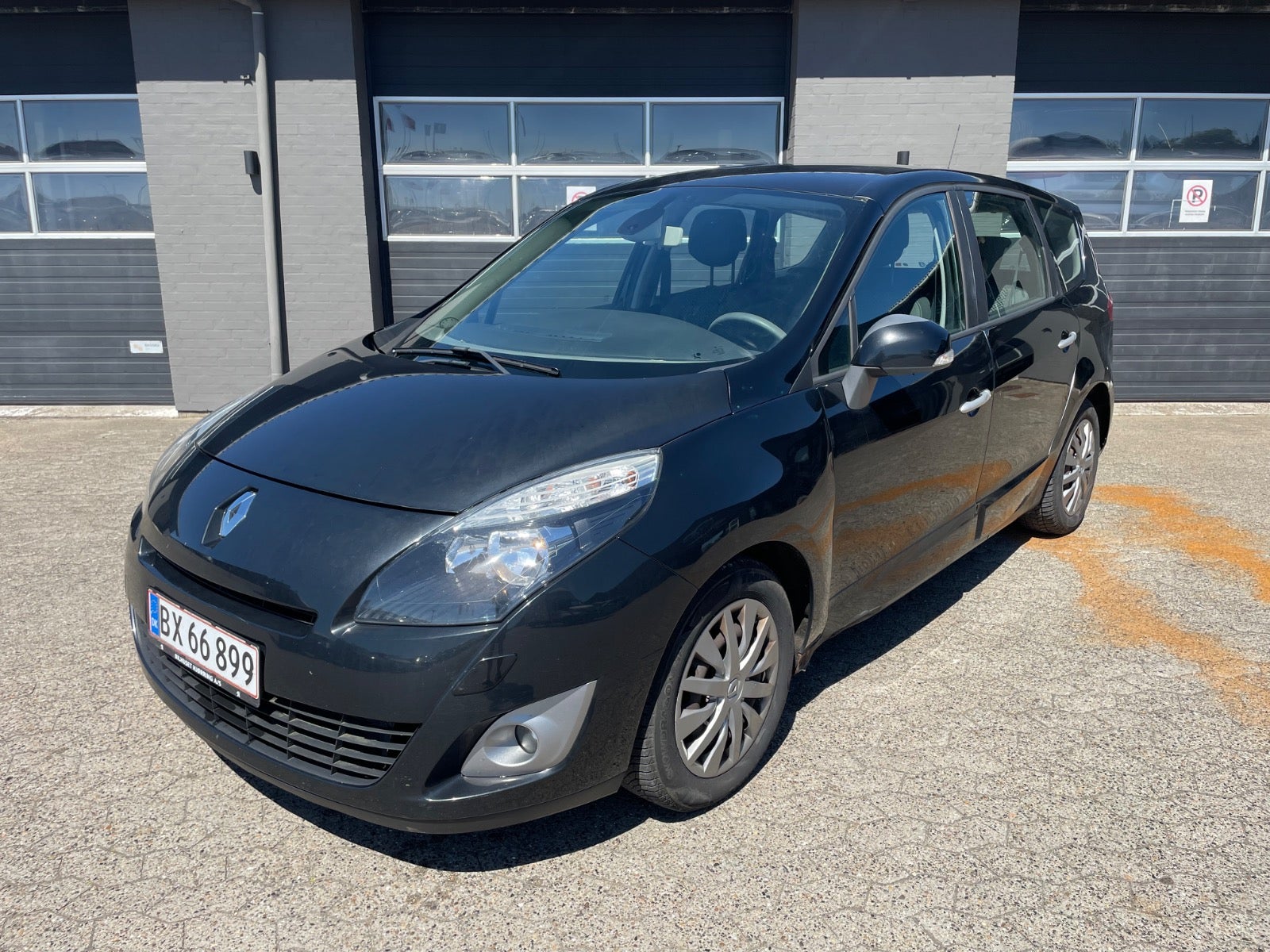 Renault Grand Scénic 1.6 dCi Manual, 6-trins, 130ps, 2011