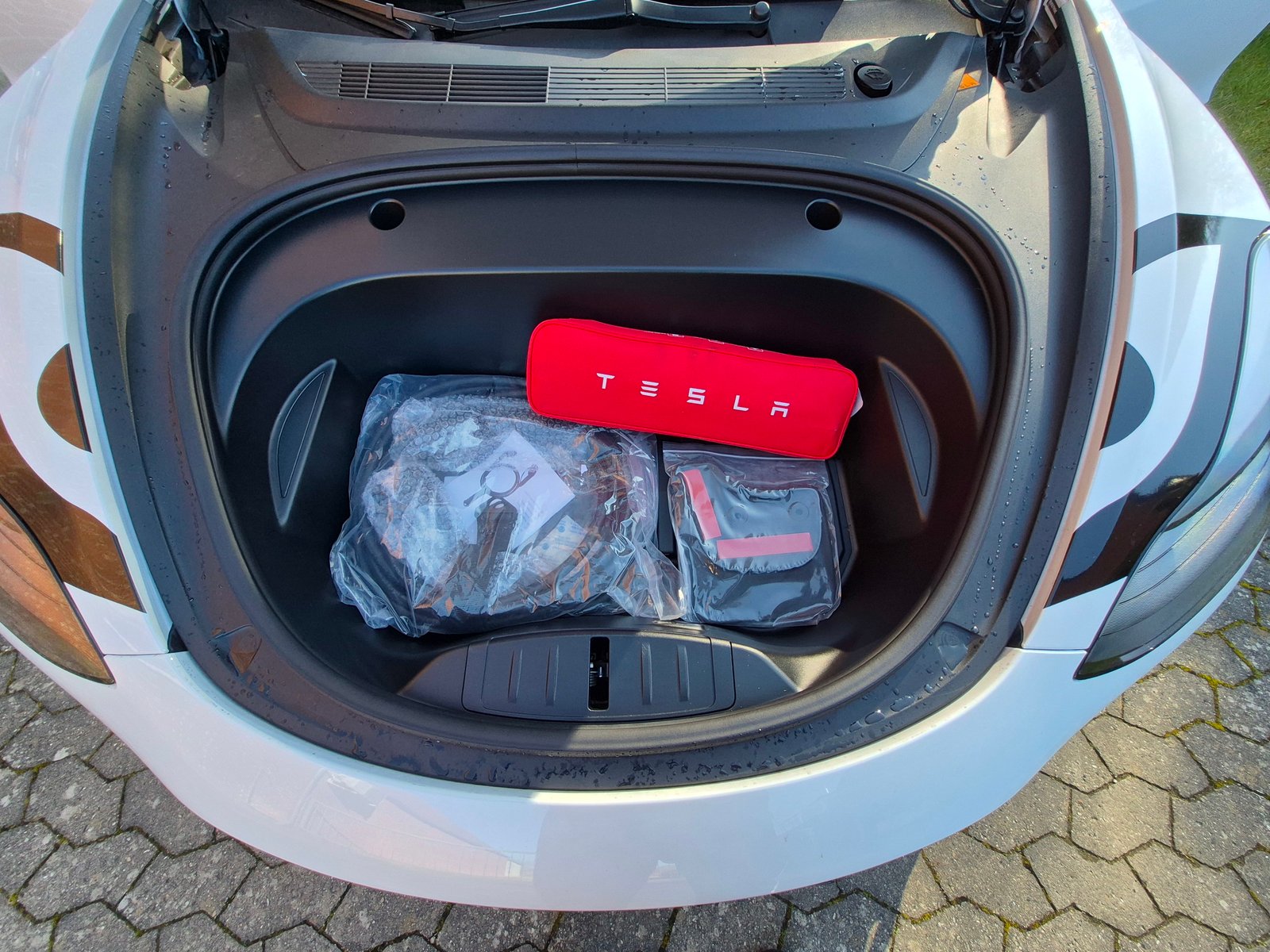 Tesla Model 3 Standard Range, 283hp, 2022
