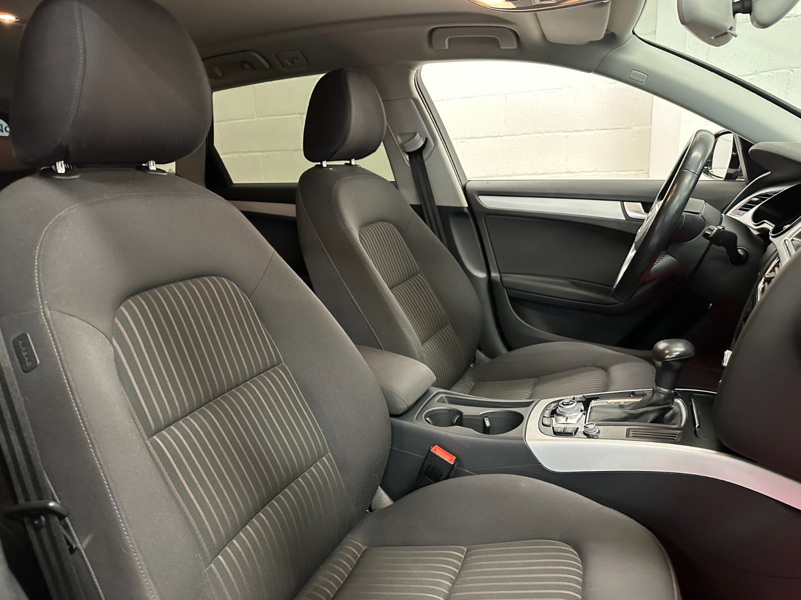 Audi A4 Avant 2.0 TDI DPF Multitronic, 177ps, 2013