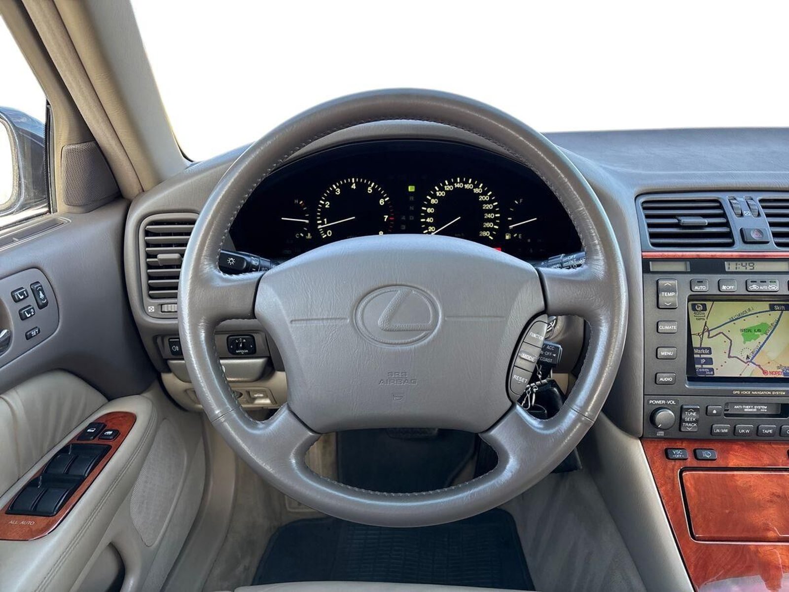 Lexus LS 400 4.0 V8 Automatic, 294hp, 1998