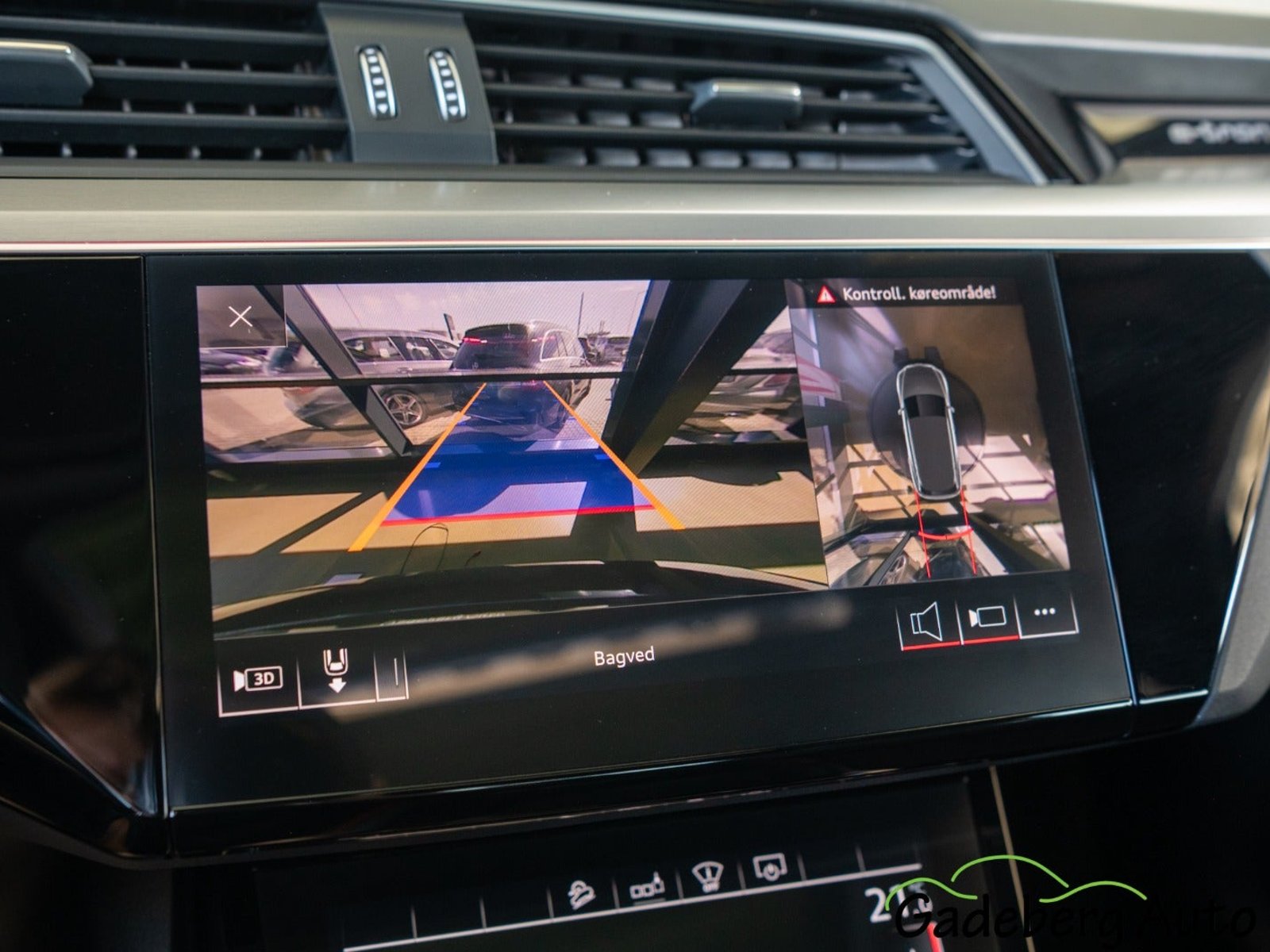 Audi e-tron 55 quattro, 408ps, 2020
